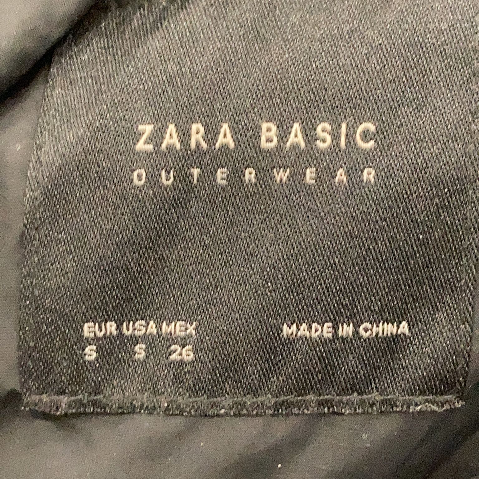 Zara Basic