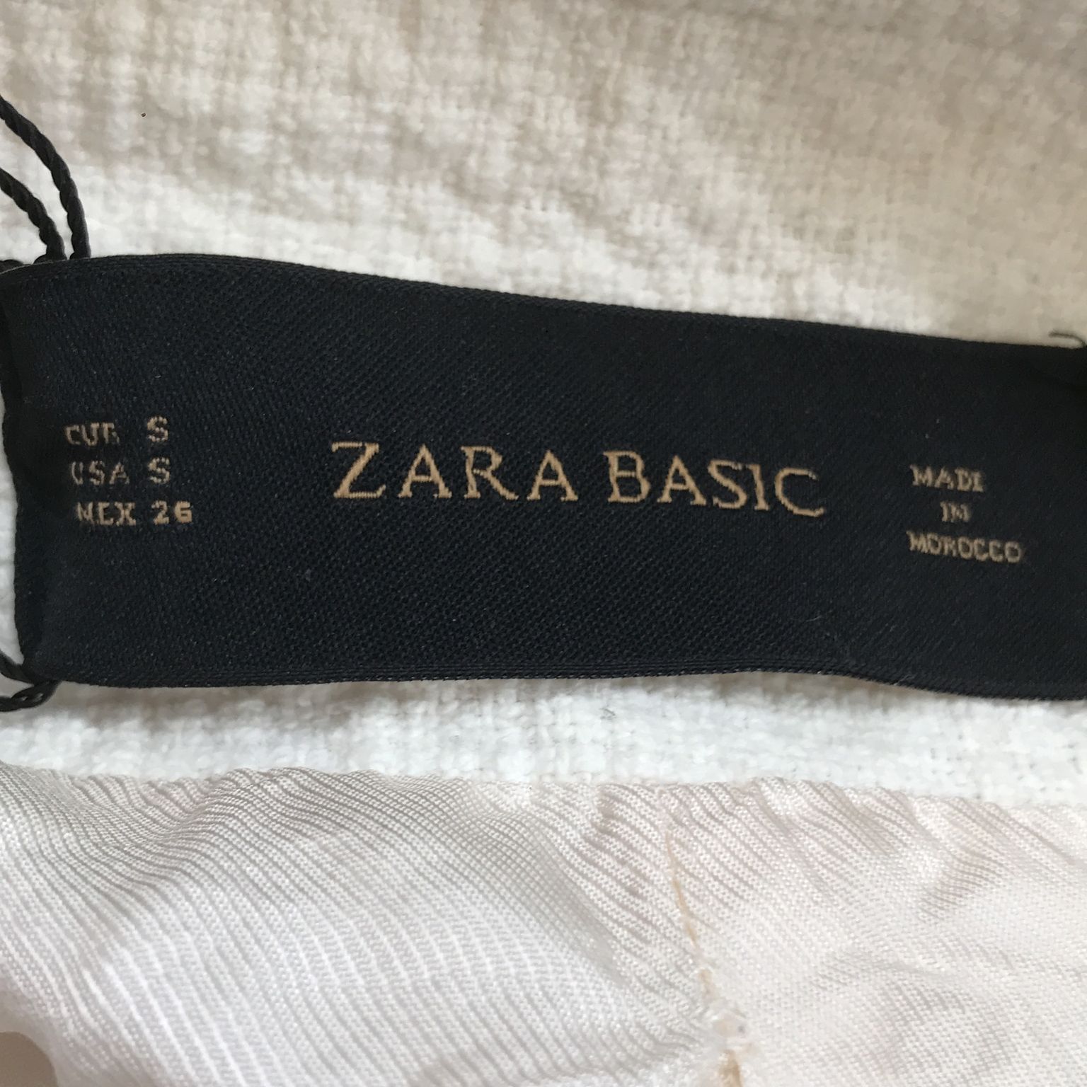 Zara Basic