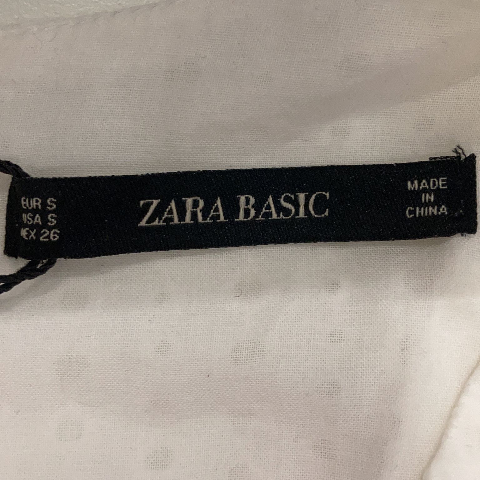 Zara Basic