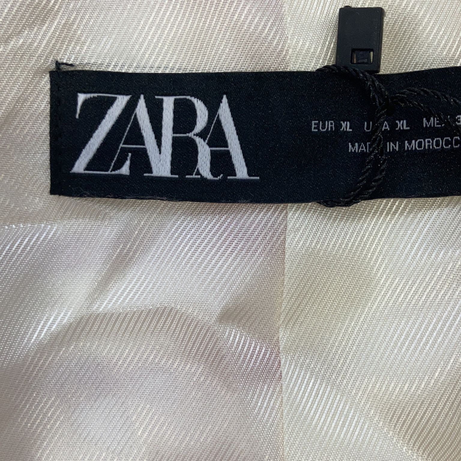 Zara Basic