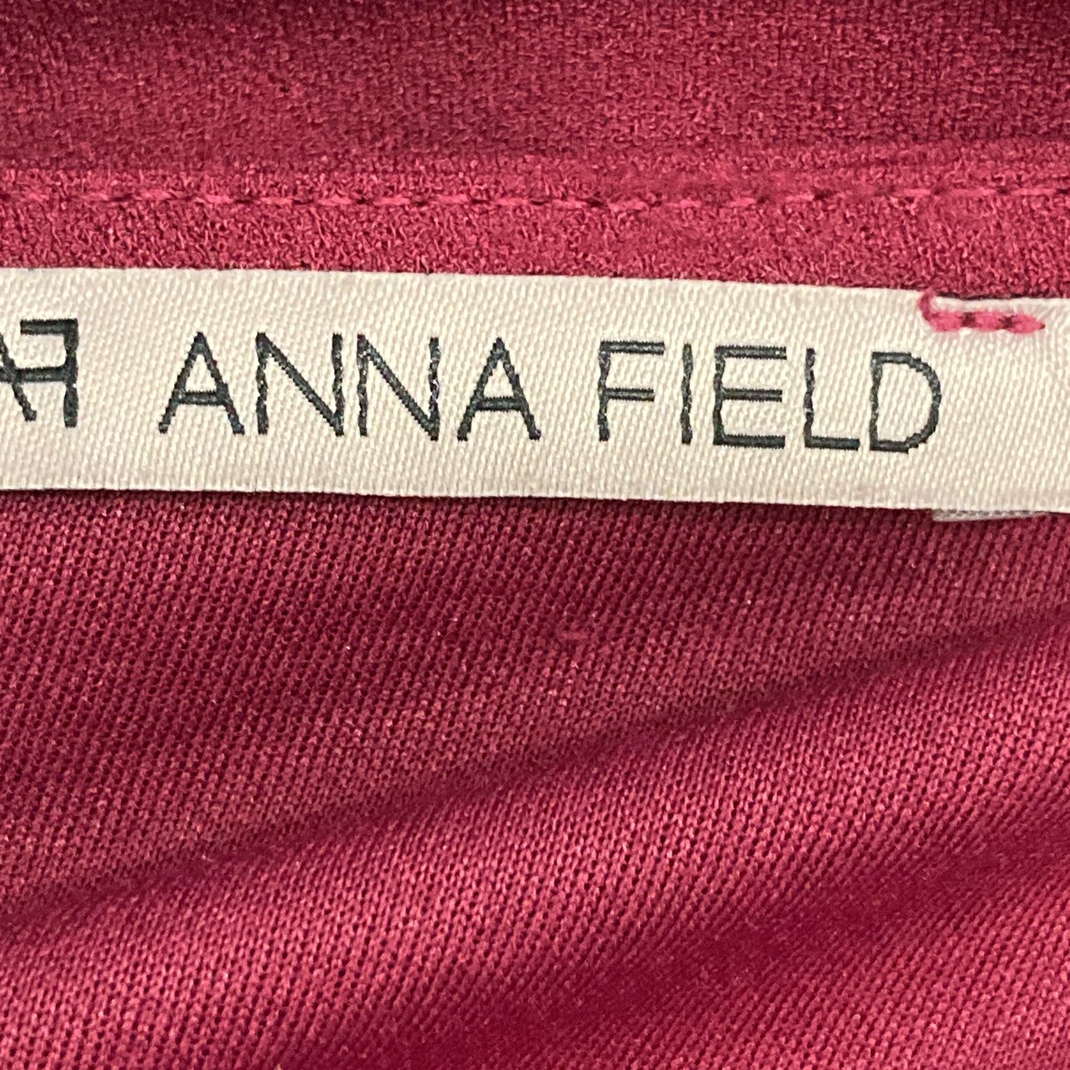 Anna Field