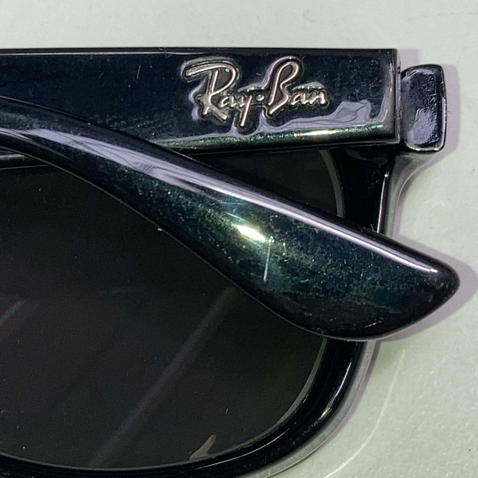 Ray-Ban