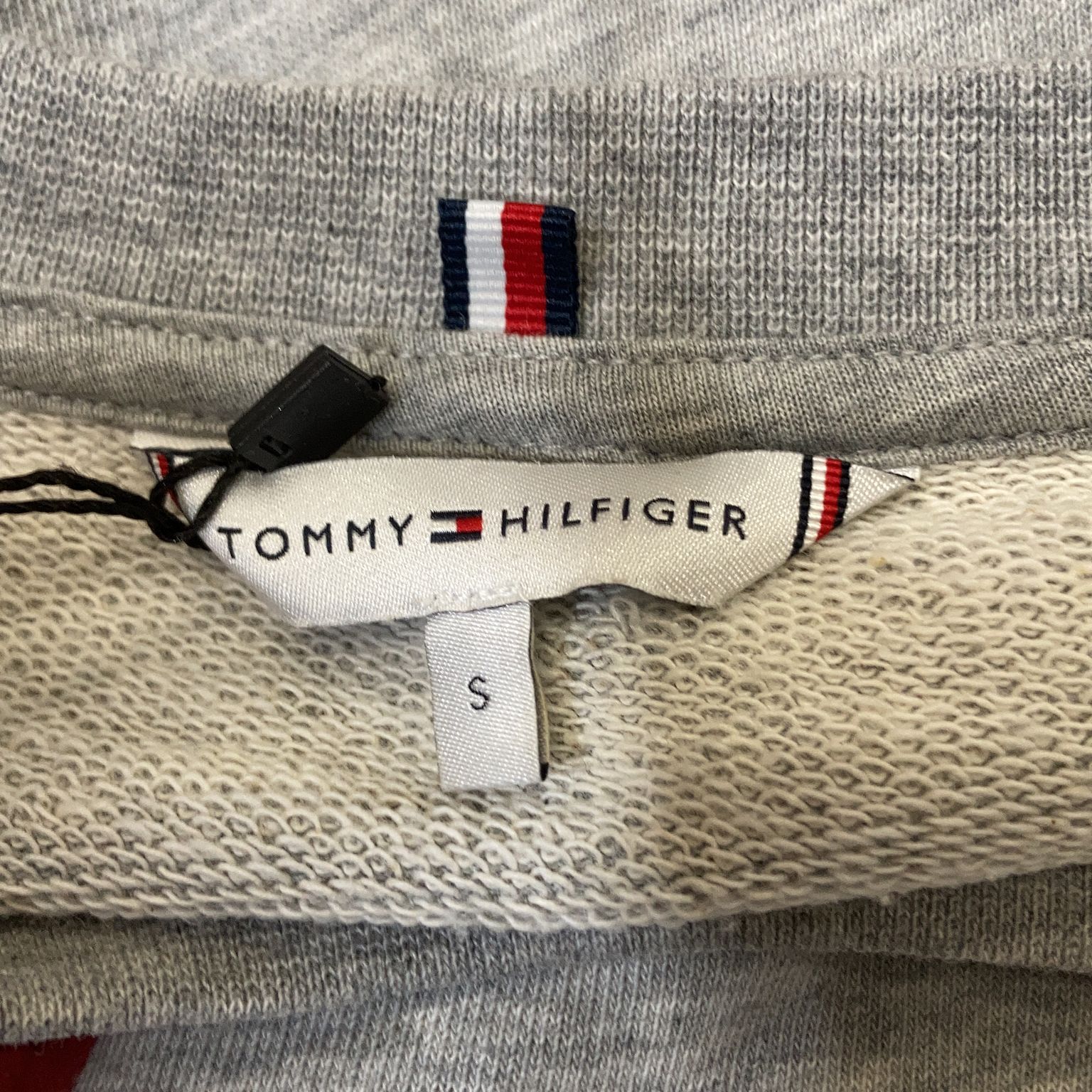 Tommy Hilfiger