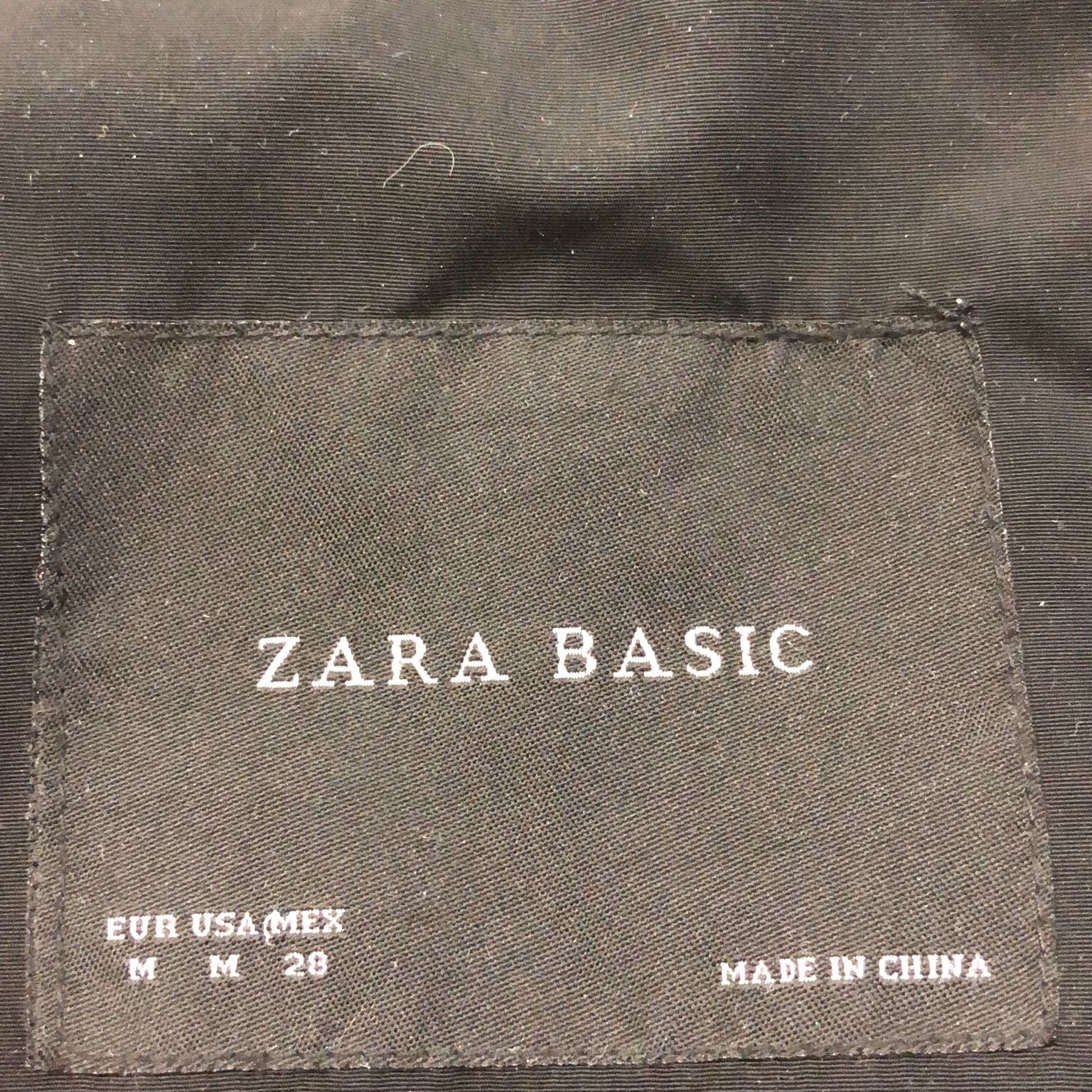 Zara Basic