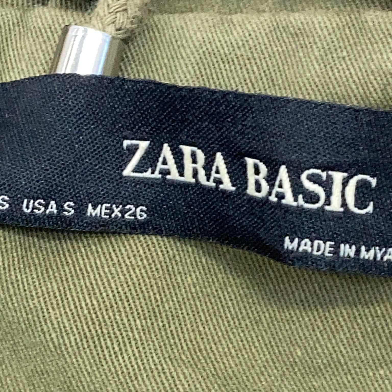 Zara Basic