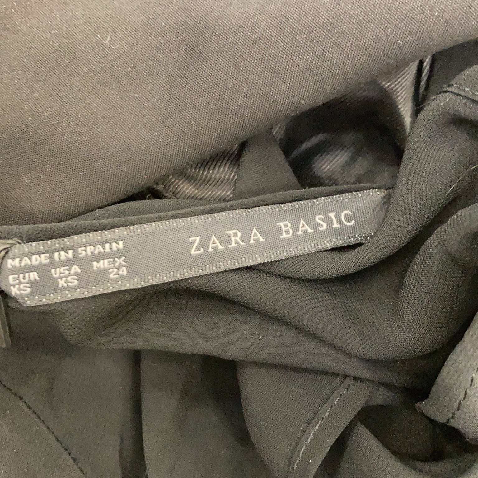 Zara Basic