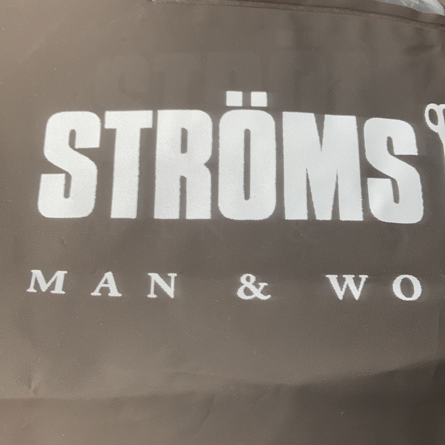 Ströms