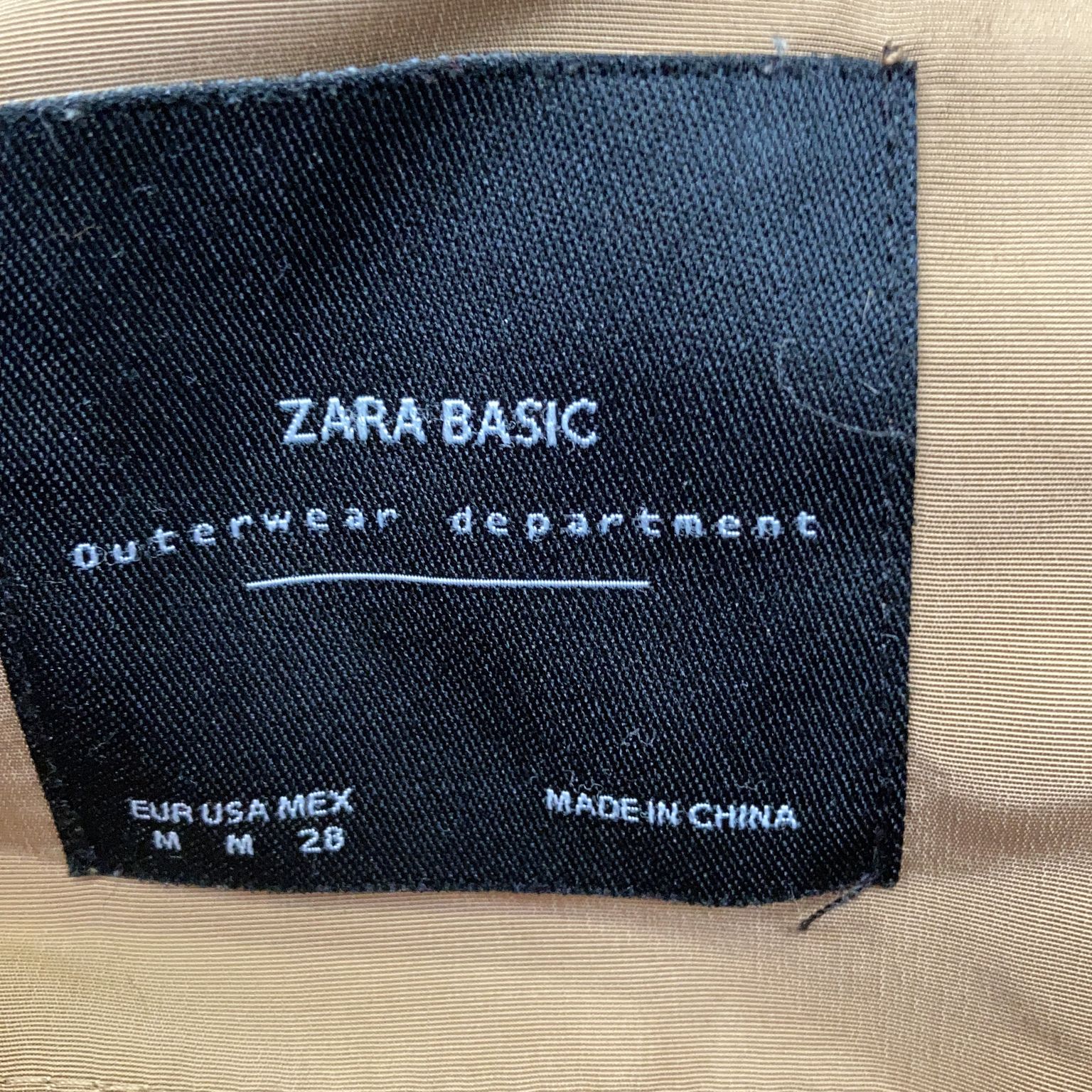 Zara Basic