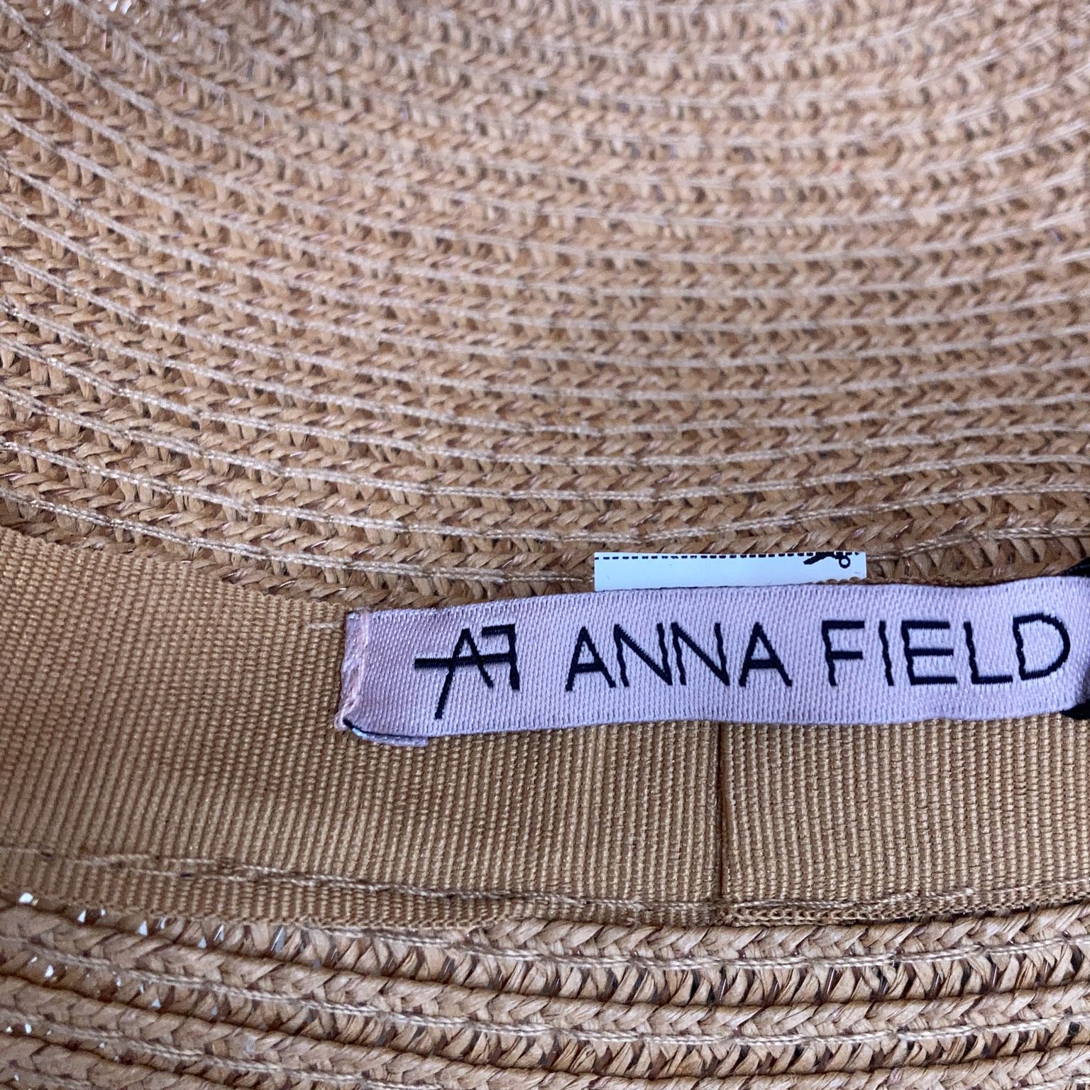 Anna Field