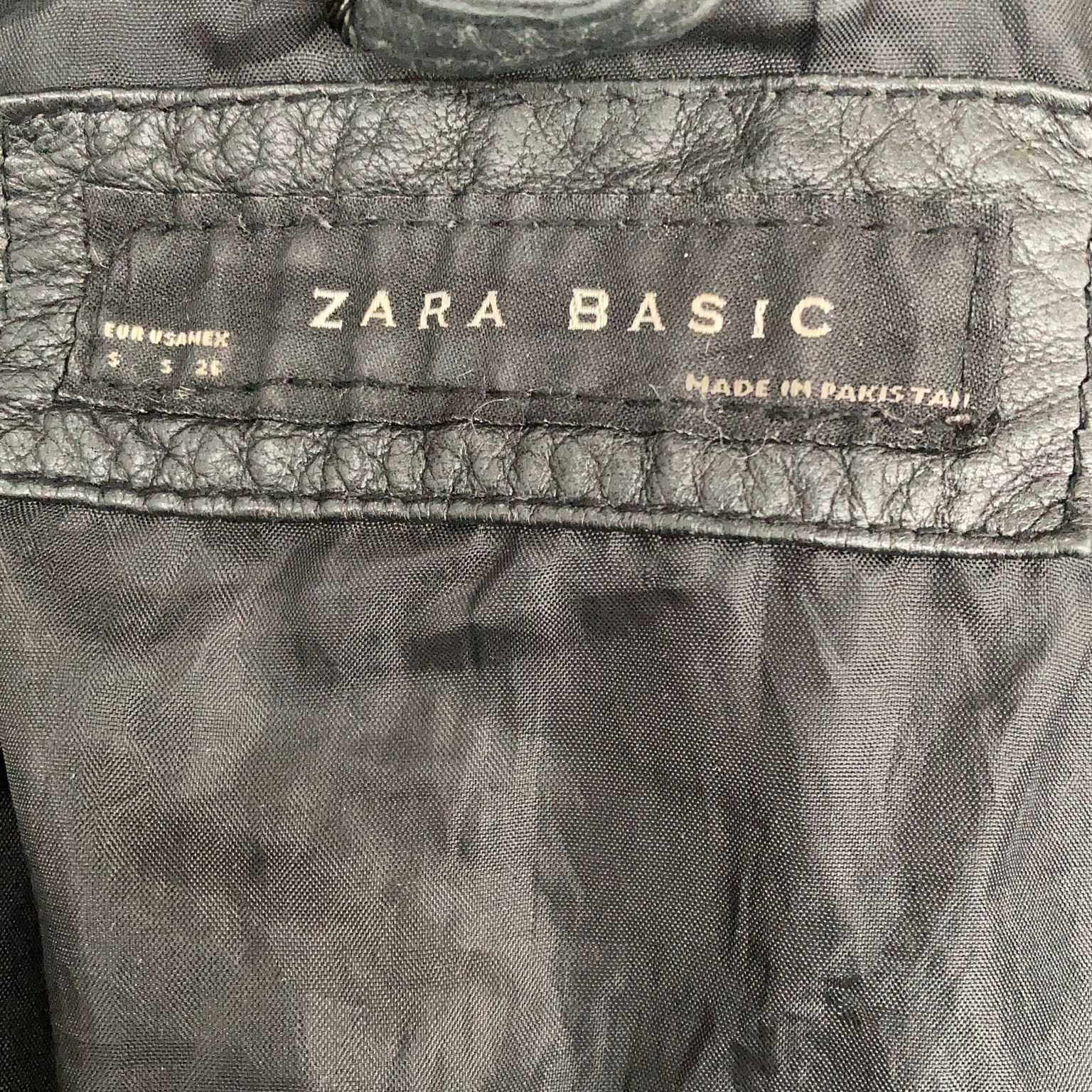 Zara Basic