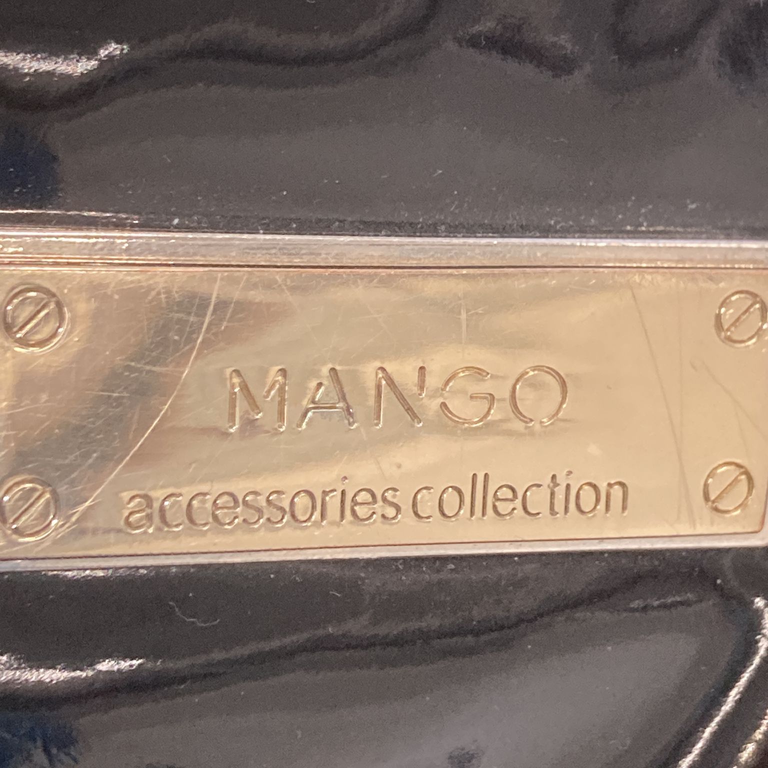 Mango Accessories