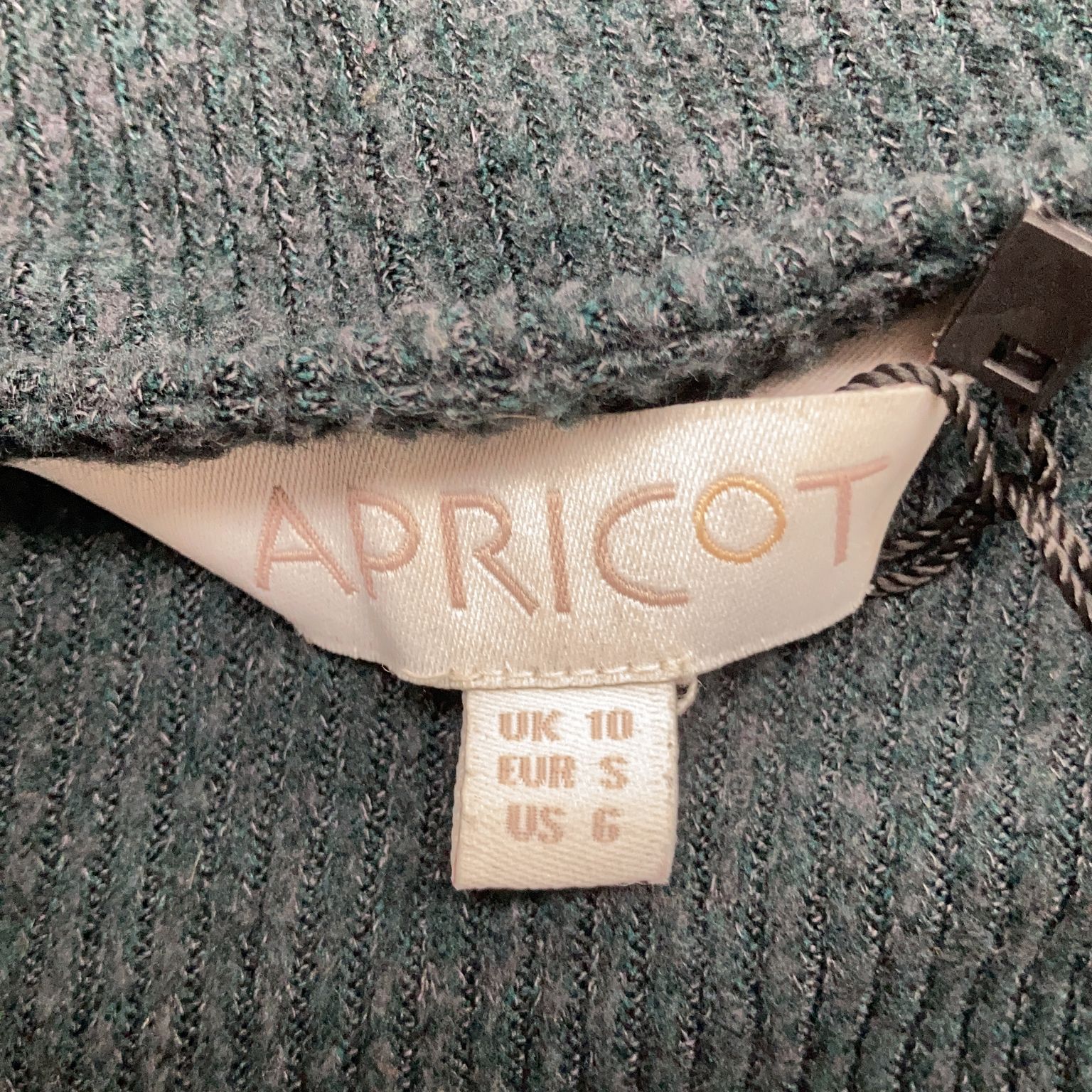 Apricot