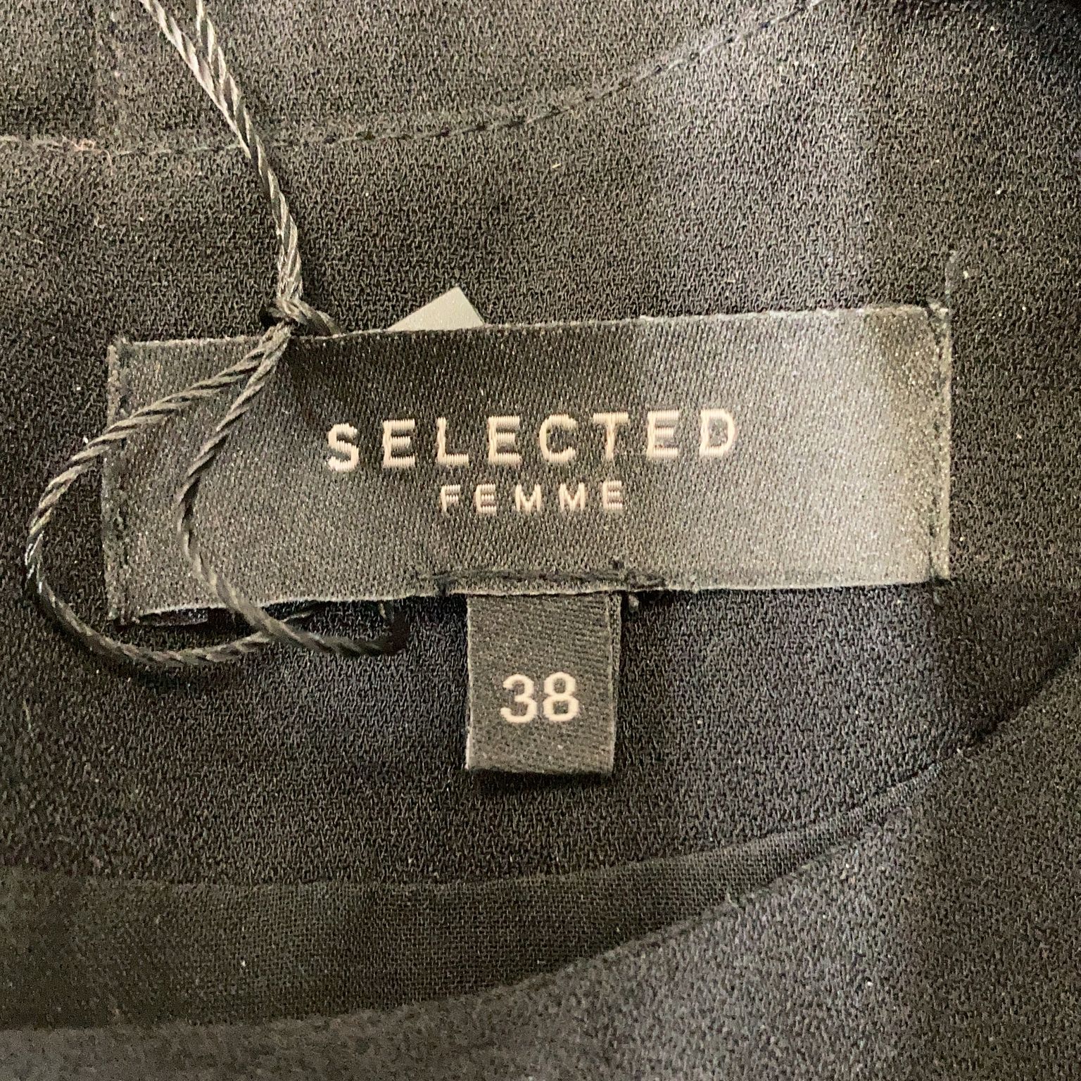 Selected Femme