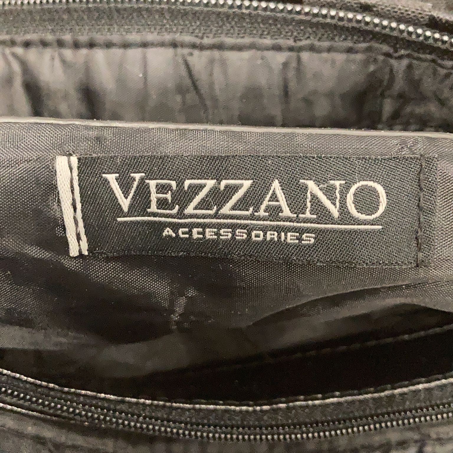 Vezzano Accessories