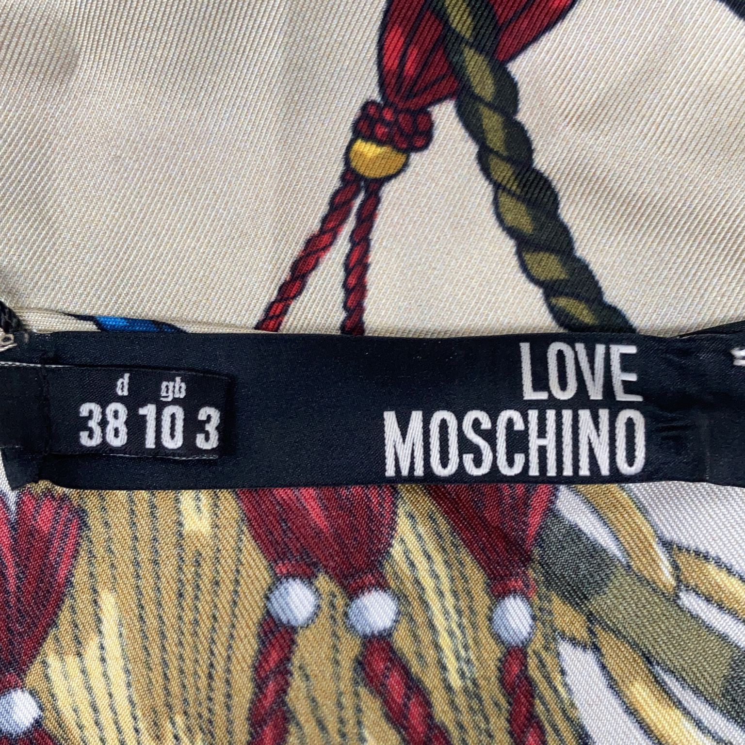 Love Moschino