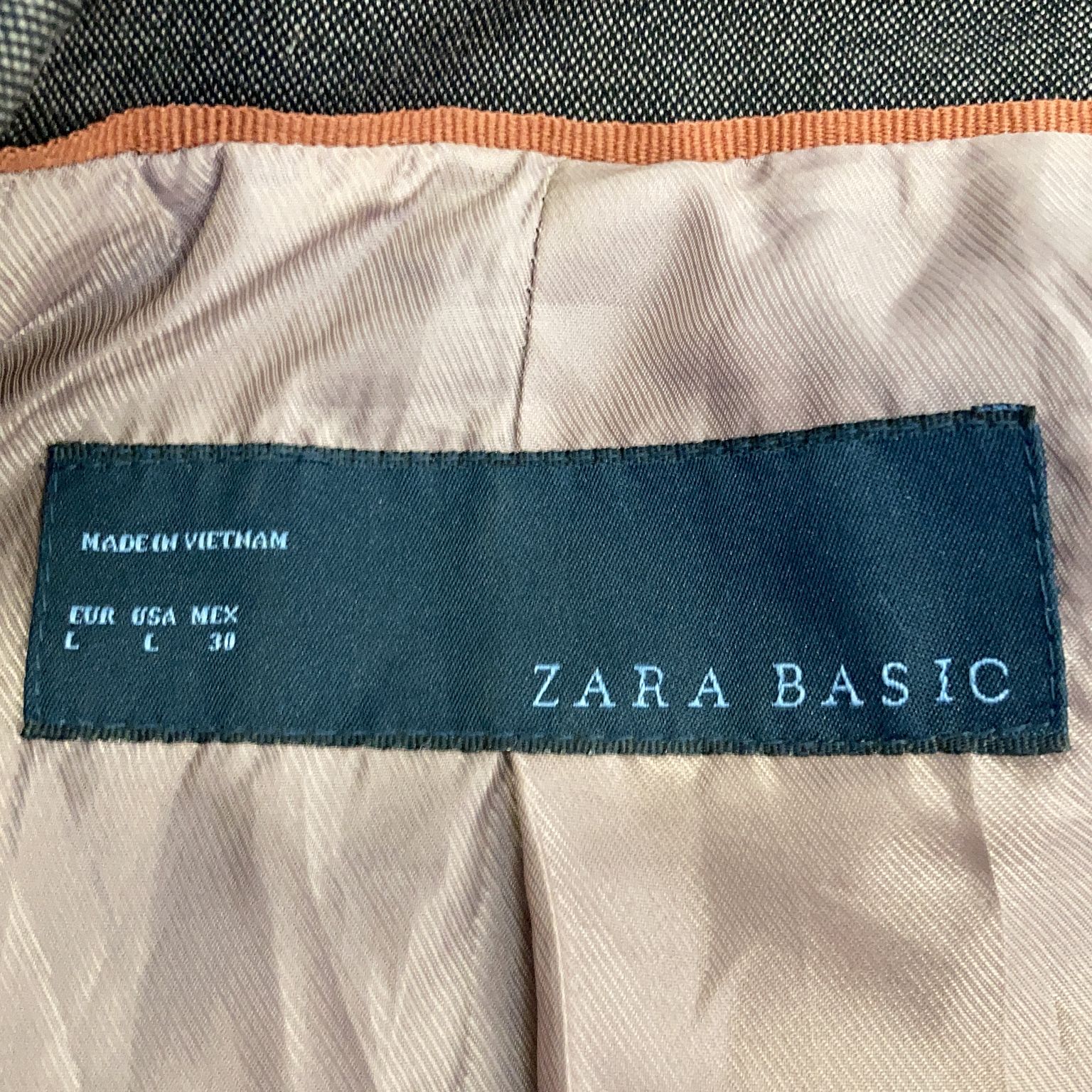 Zara Basic