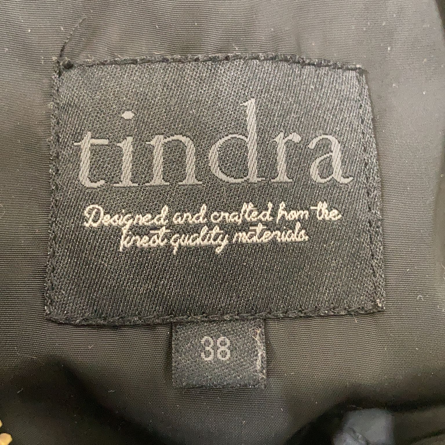 Tindra