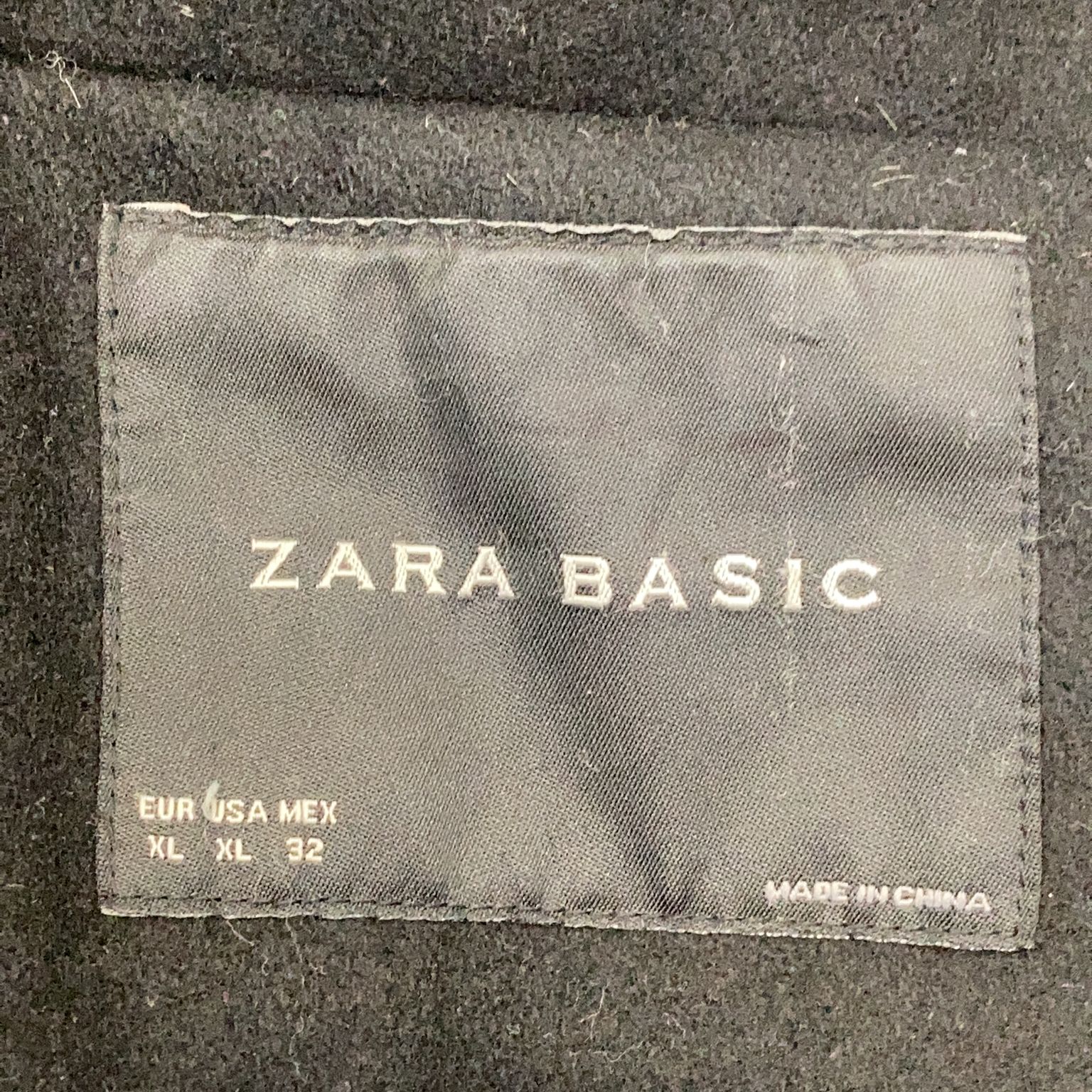 Zara Basic