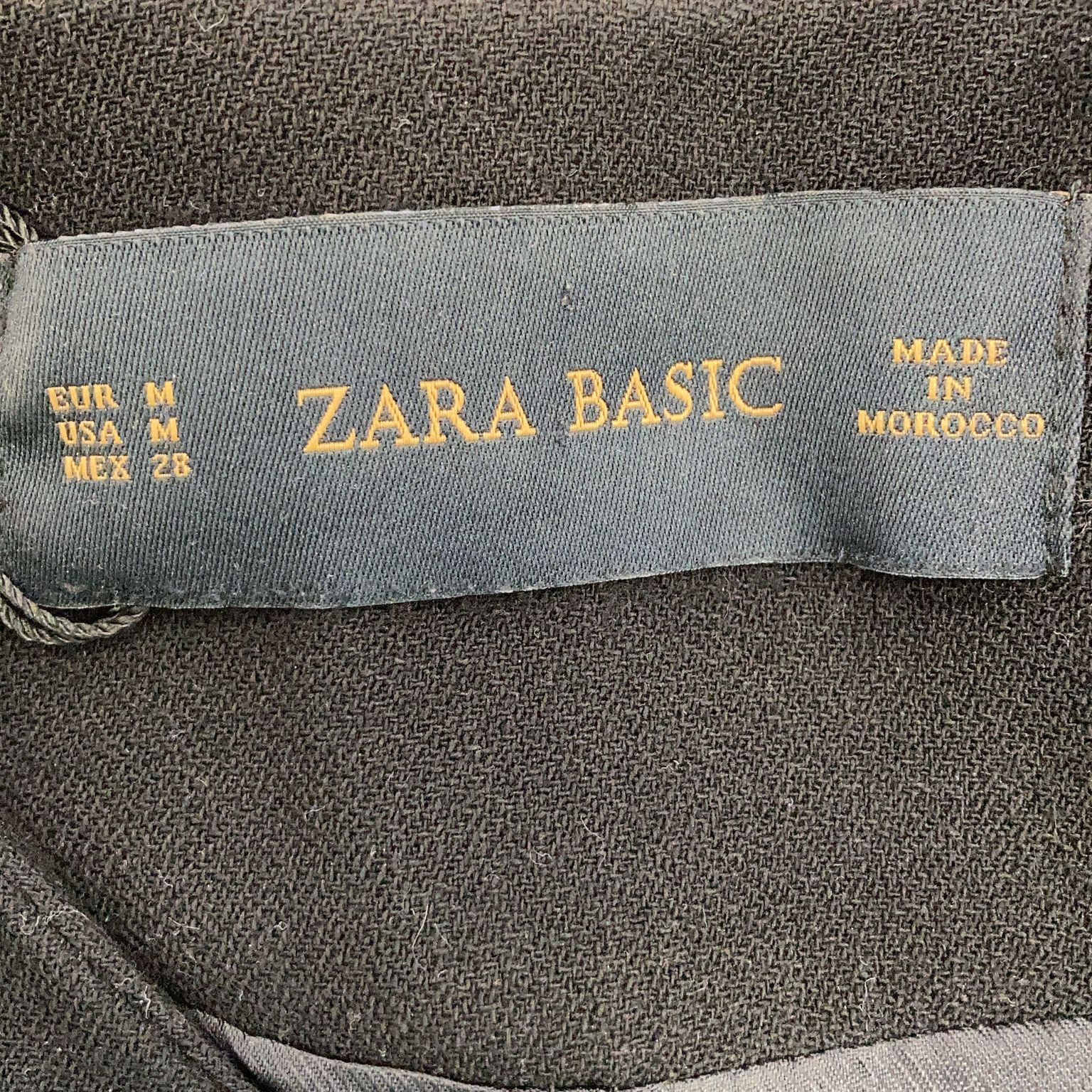 Zara Basic