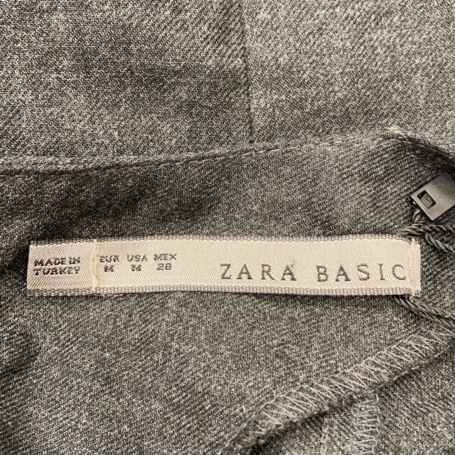 Zara Basic