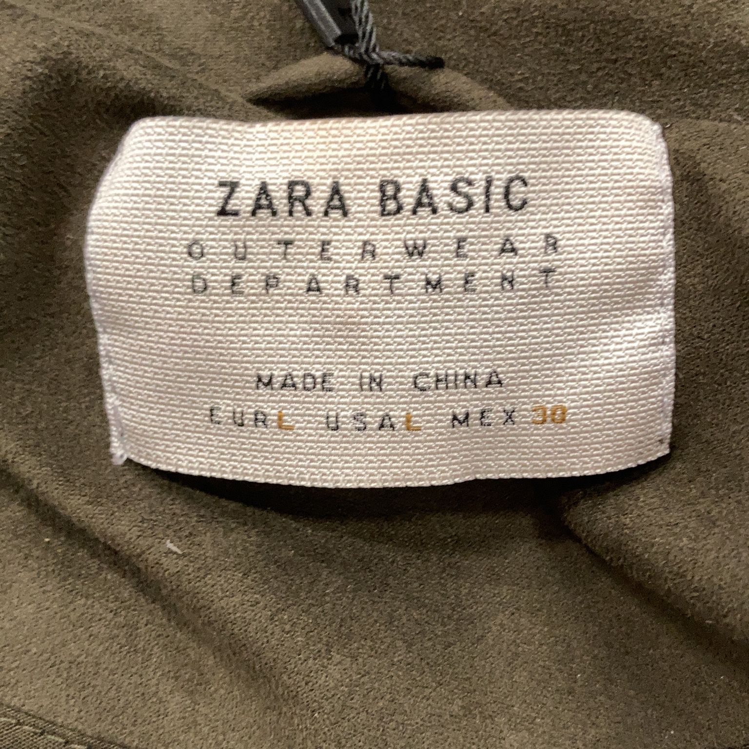 Zara Basic