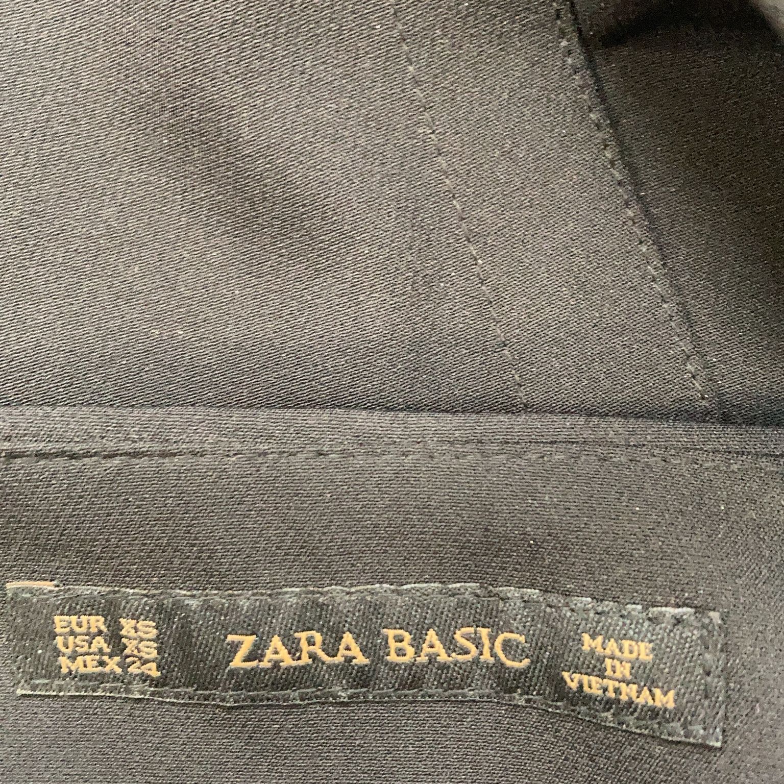 Zara Basic