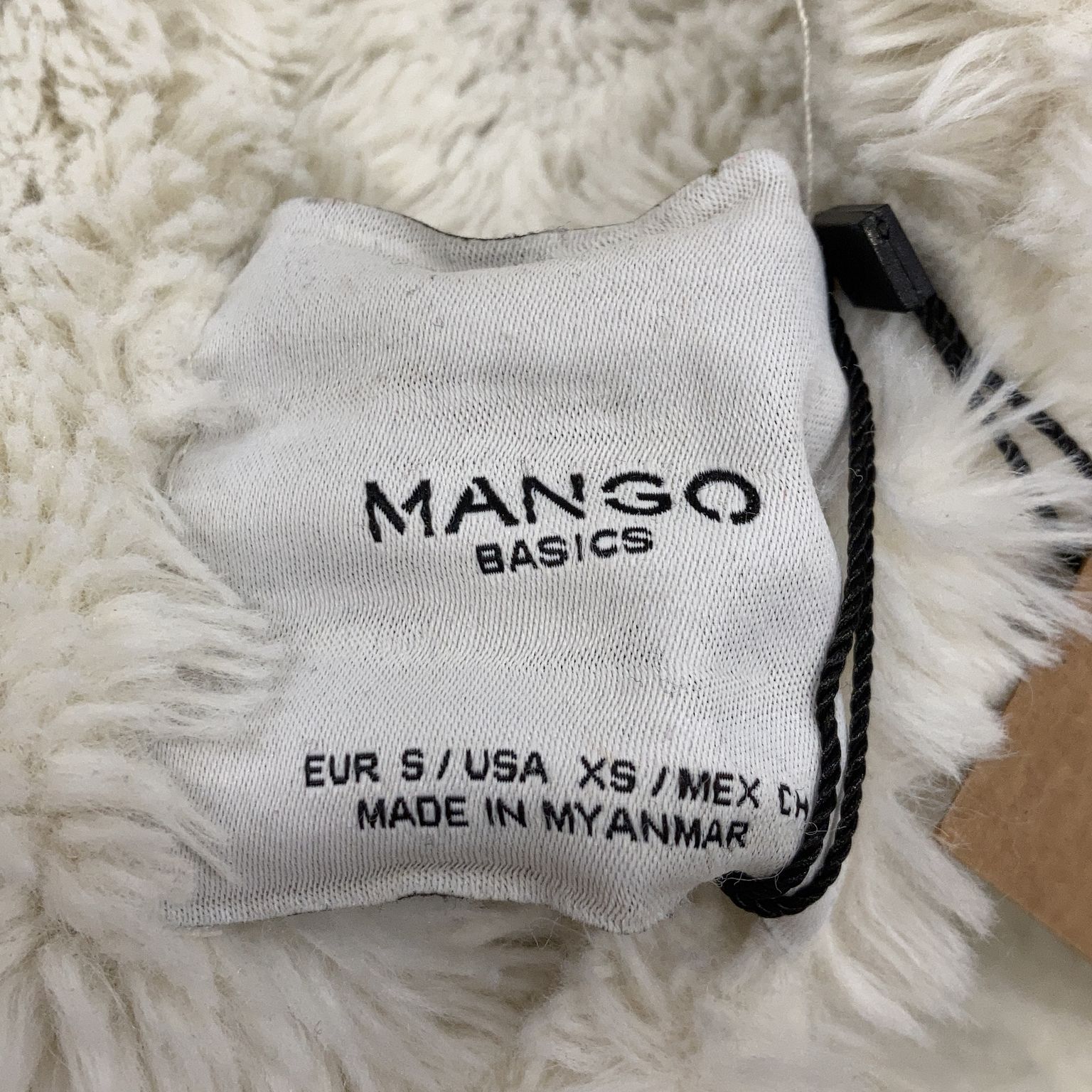 Mango Basics