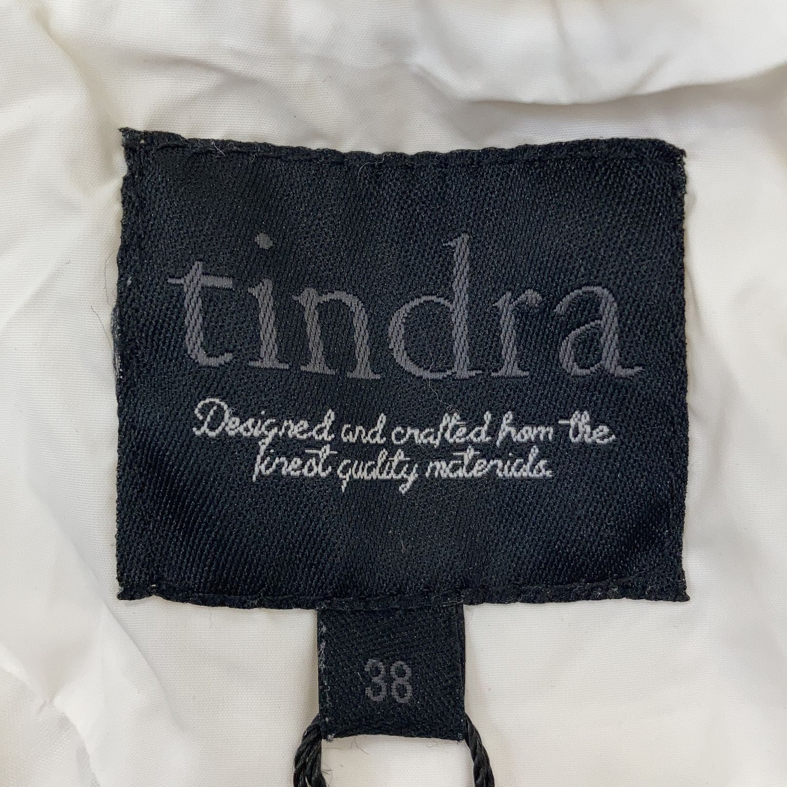 Tindra