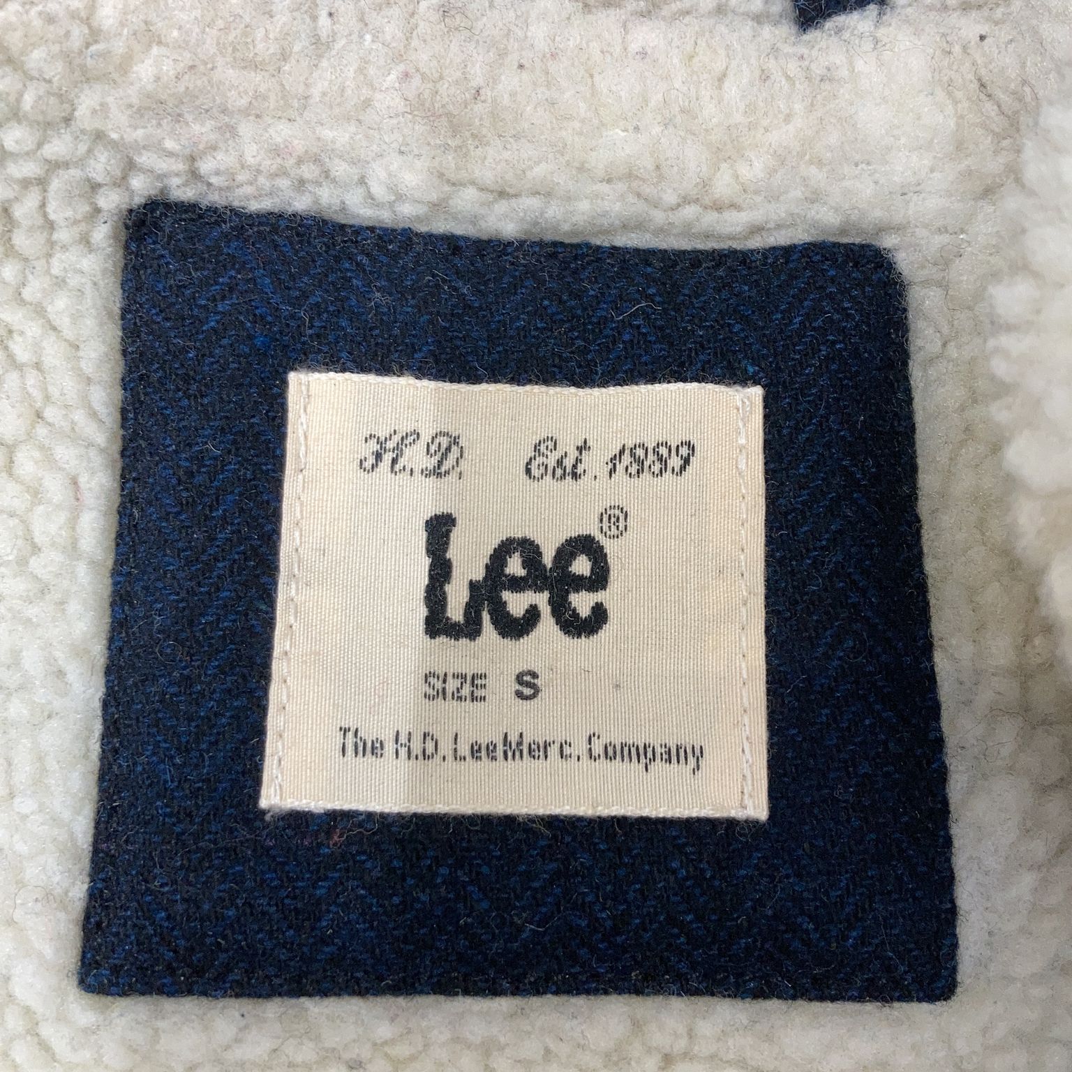 Lee