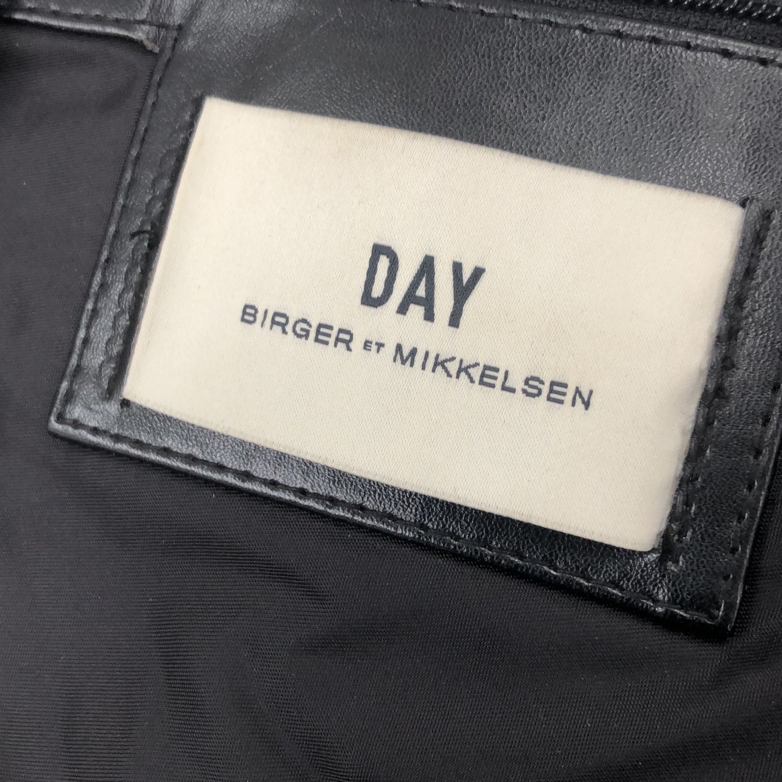 DAY Birger et Mikkelsen