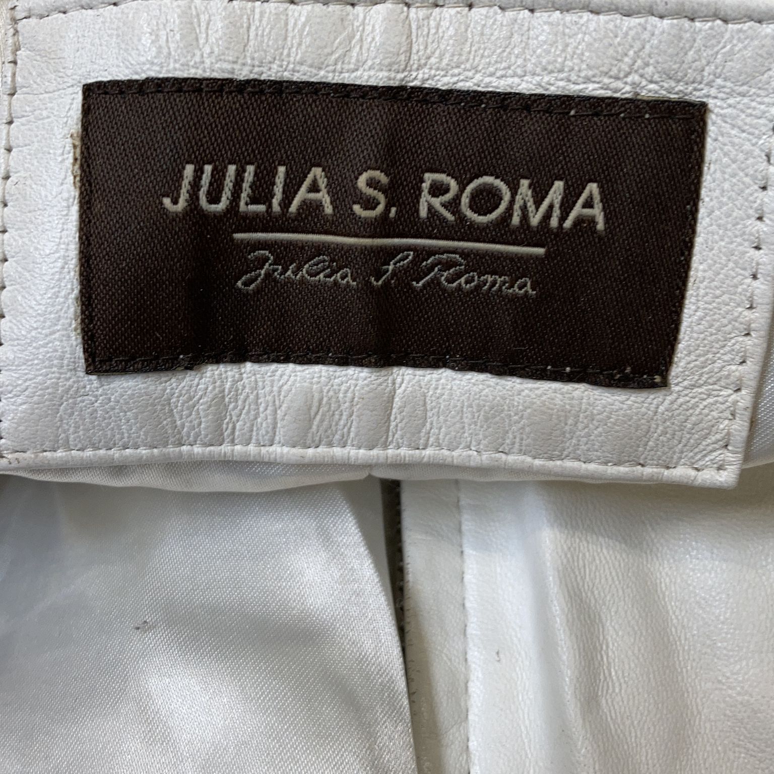 Julia S.Roma