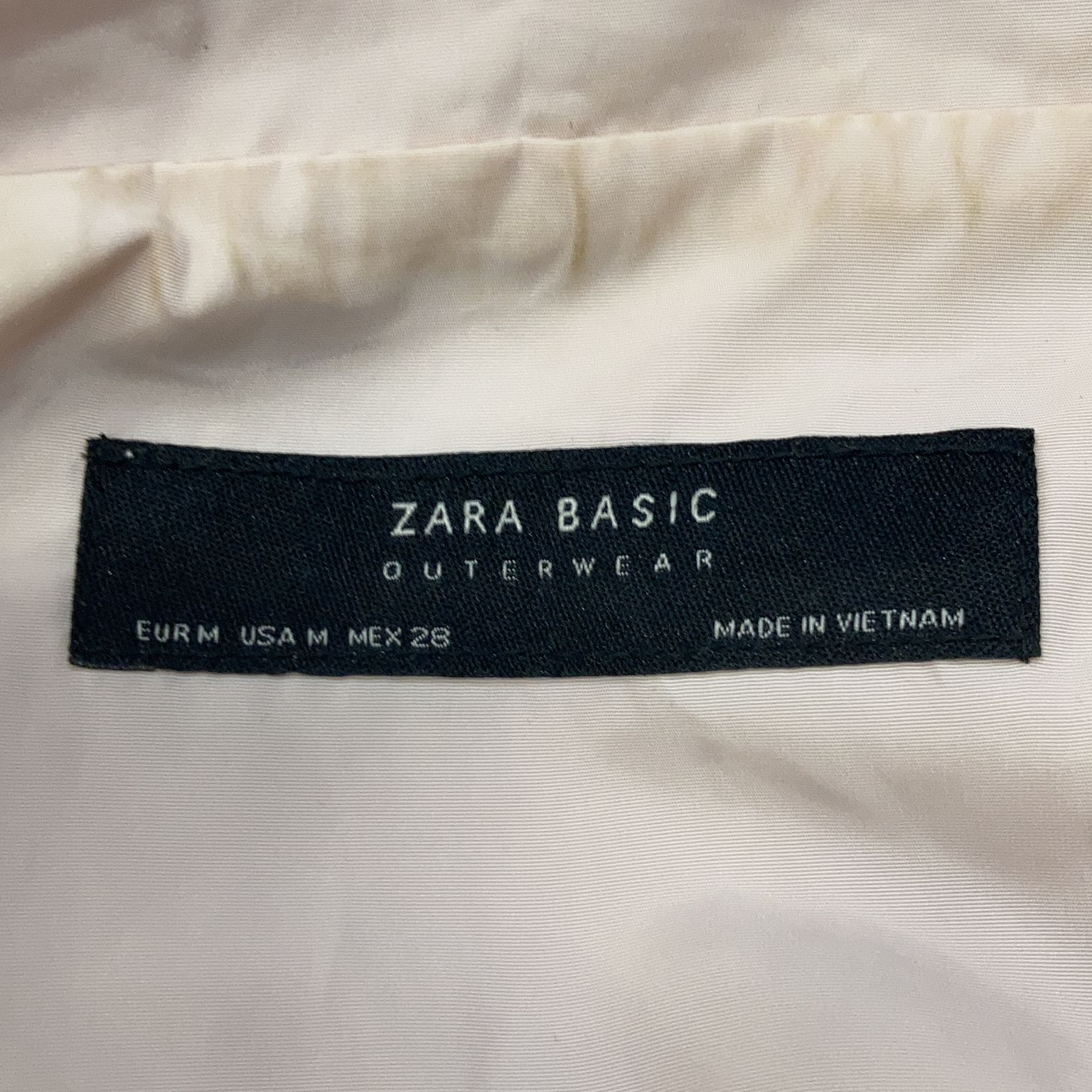 Zara Basic