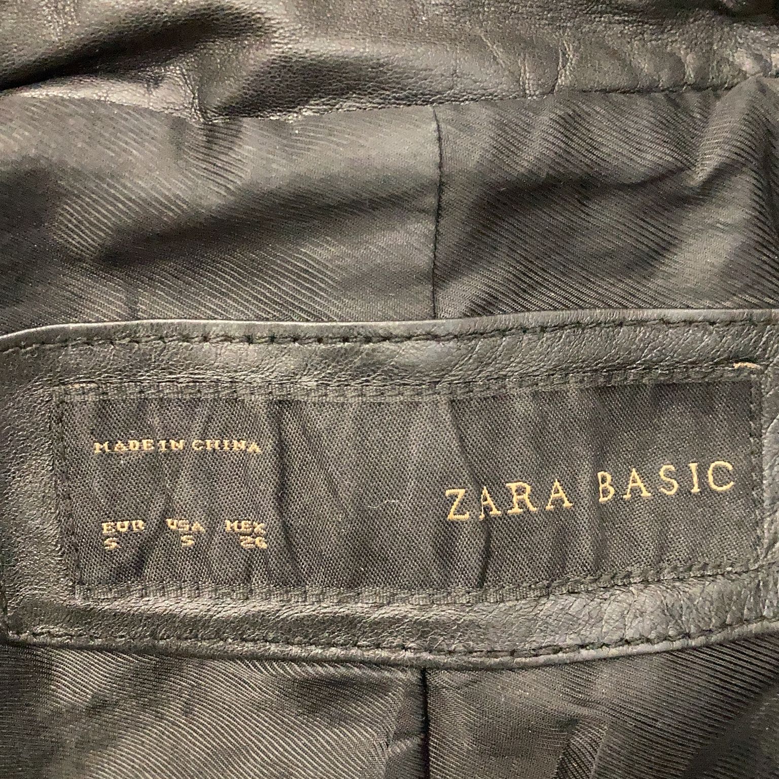 Zara Basic