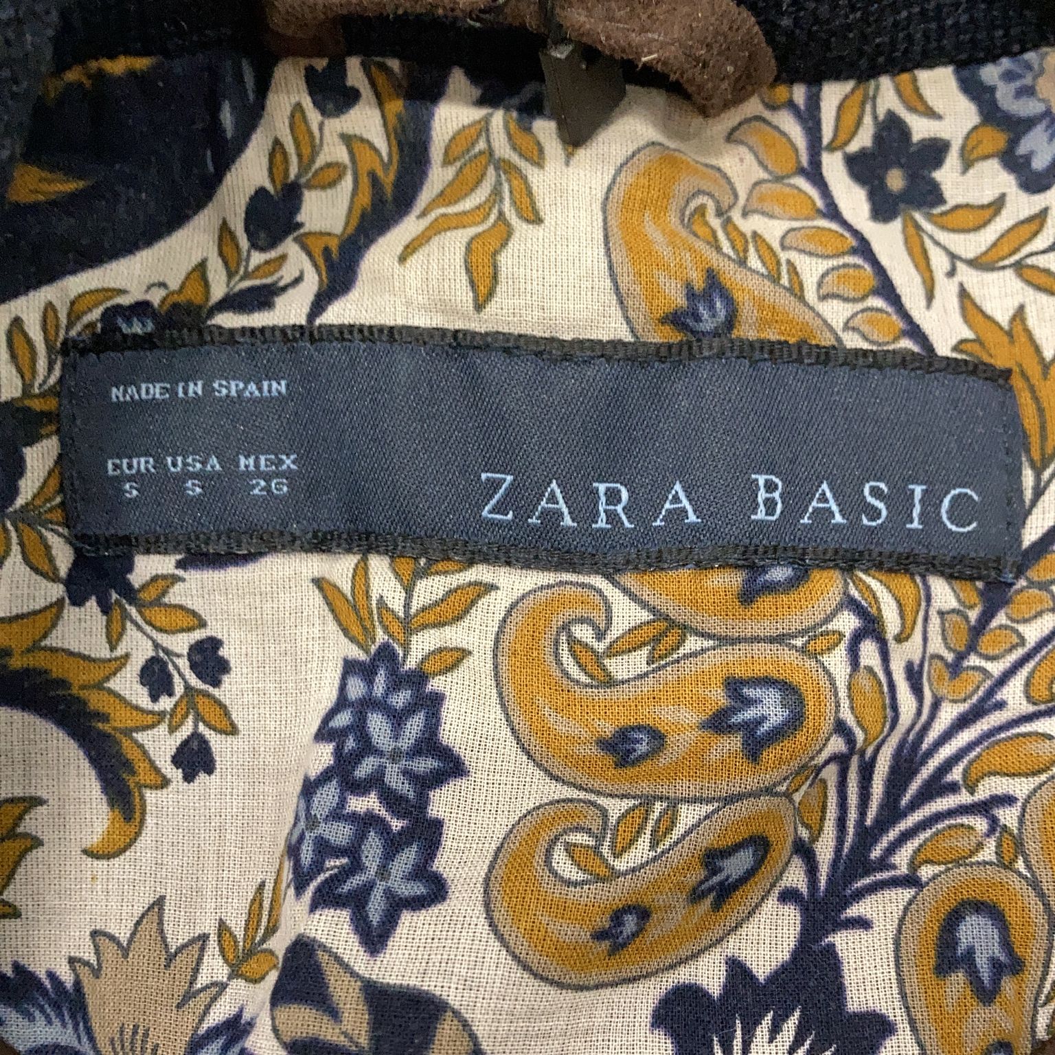 Zara Basic