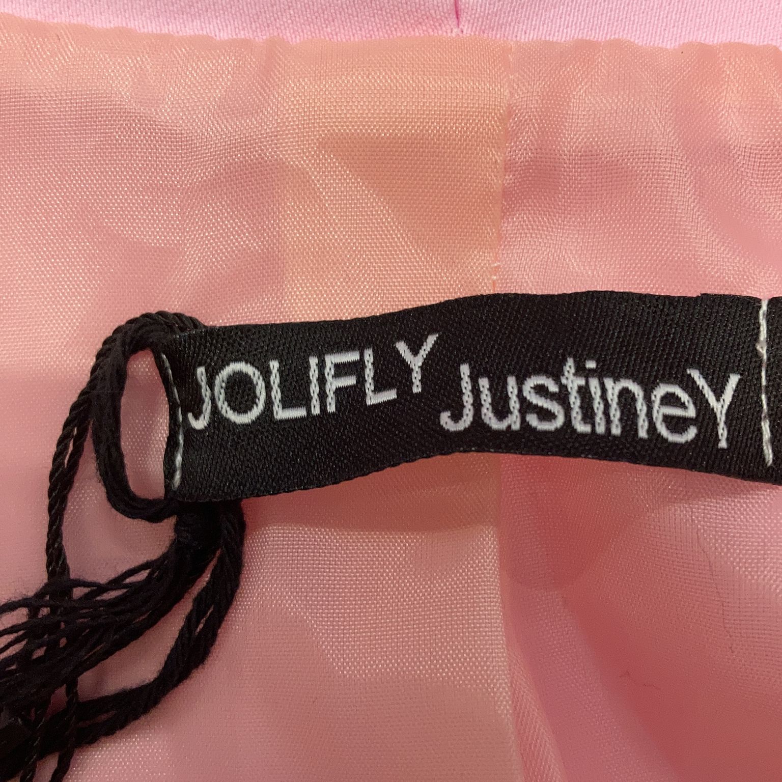 Jolifly Justine Y