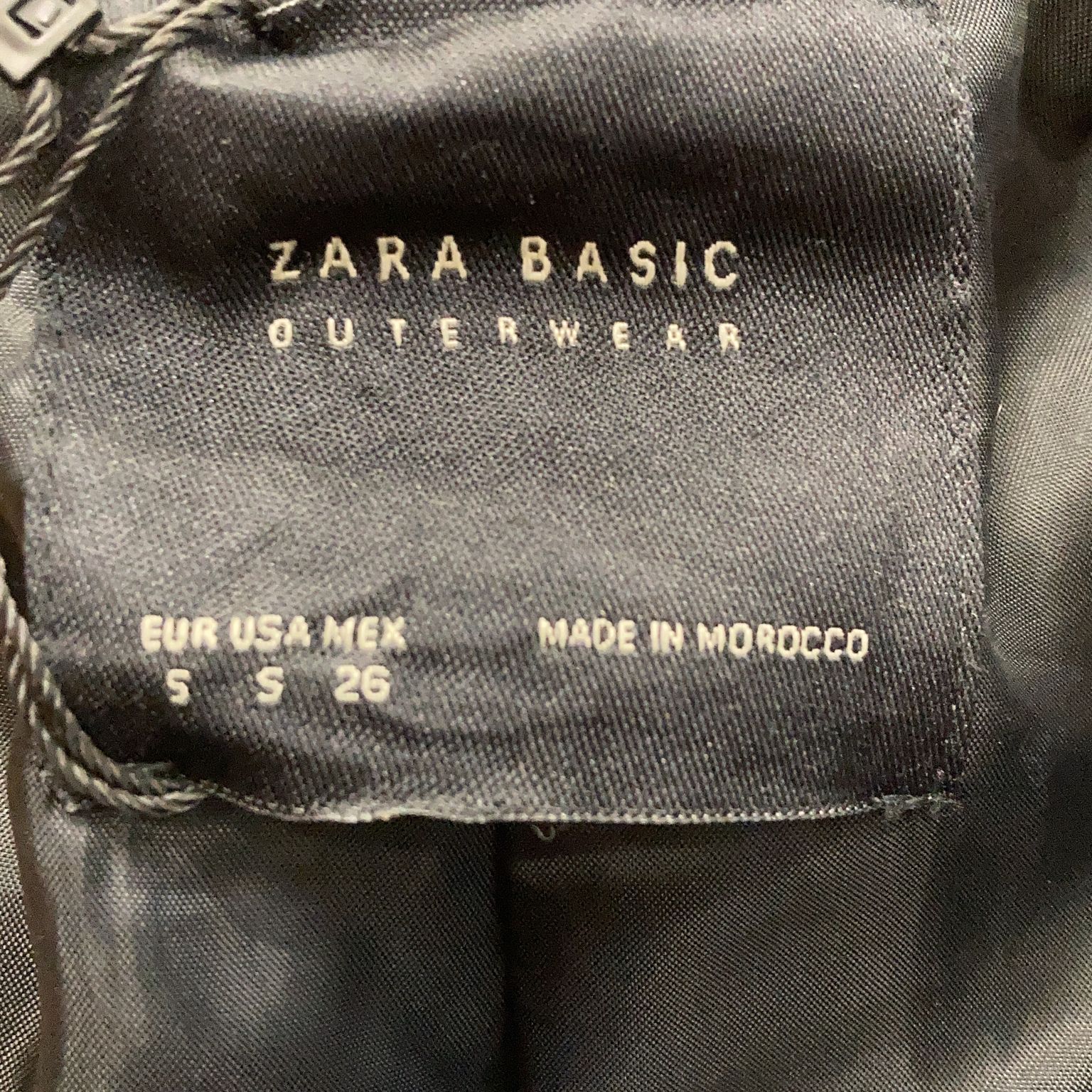 Zara Basic