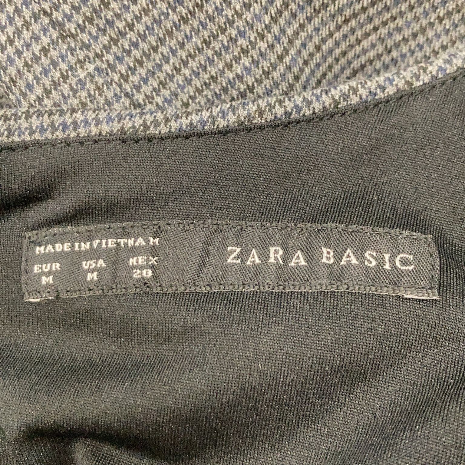 Zara Basic