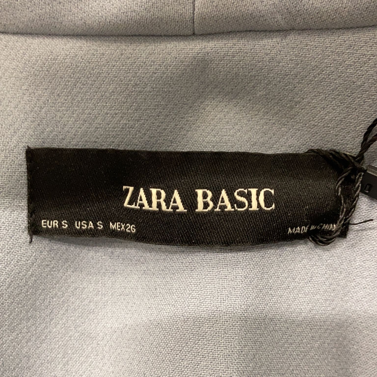 Zara Basic