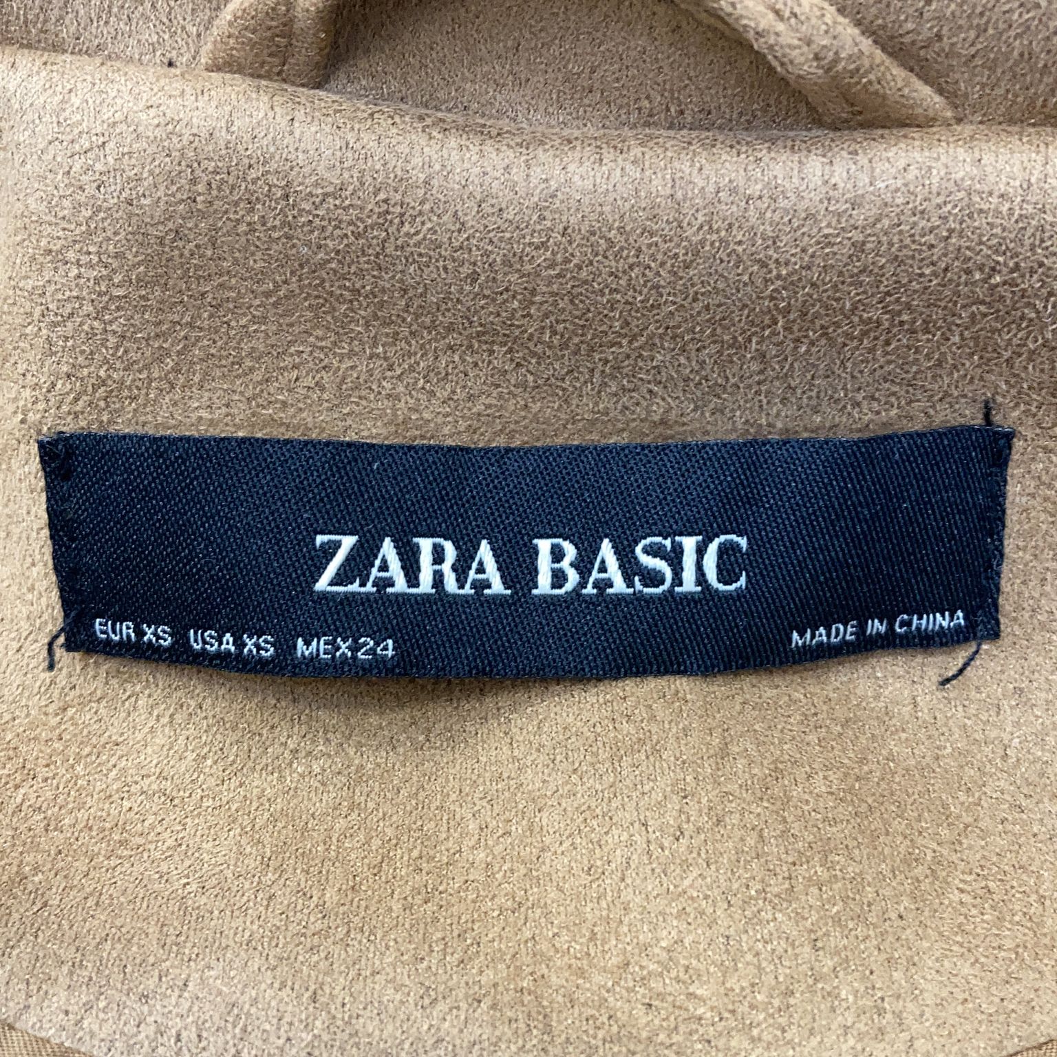 Zara Basic