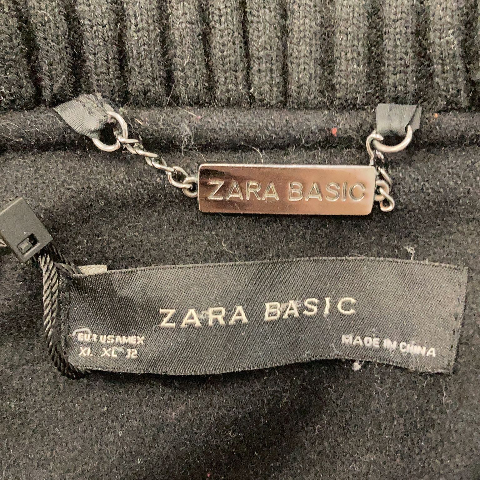 Zara Basic