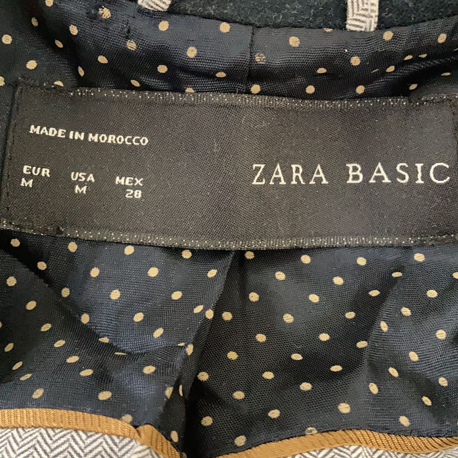 Zara Basic