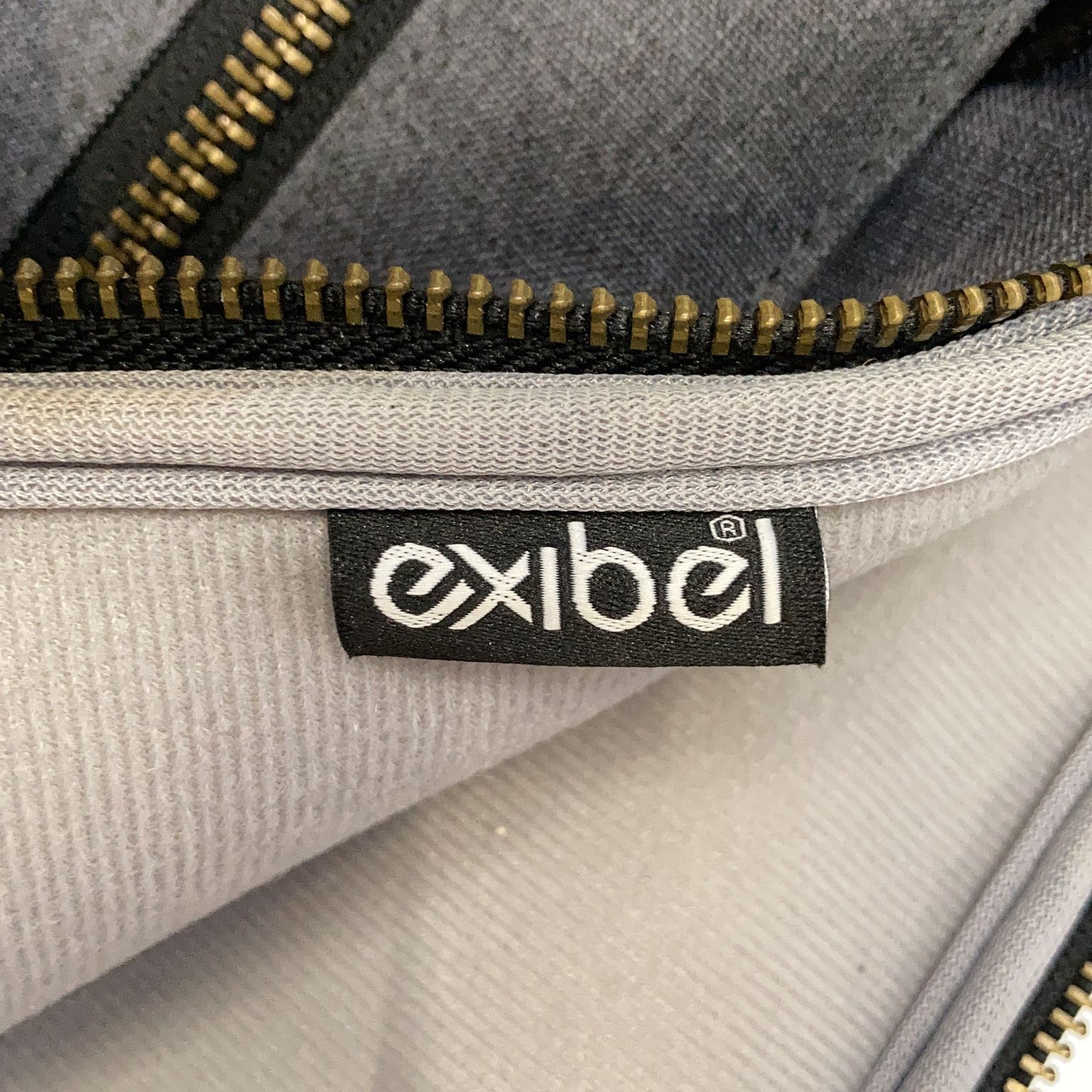 Exibel