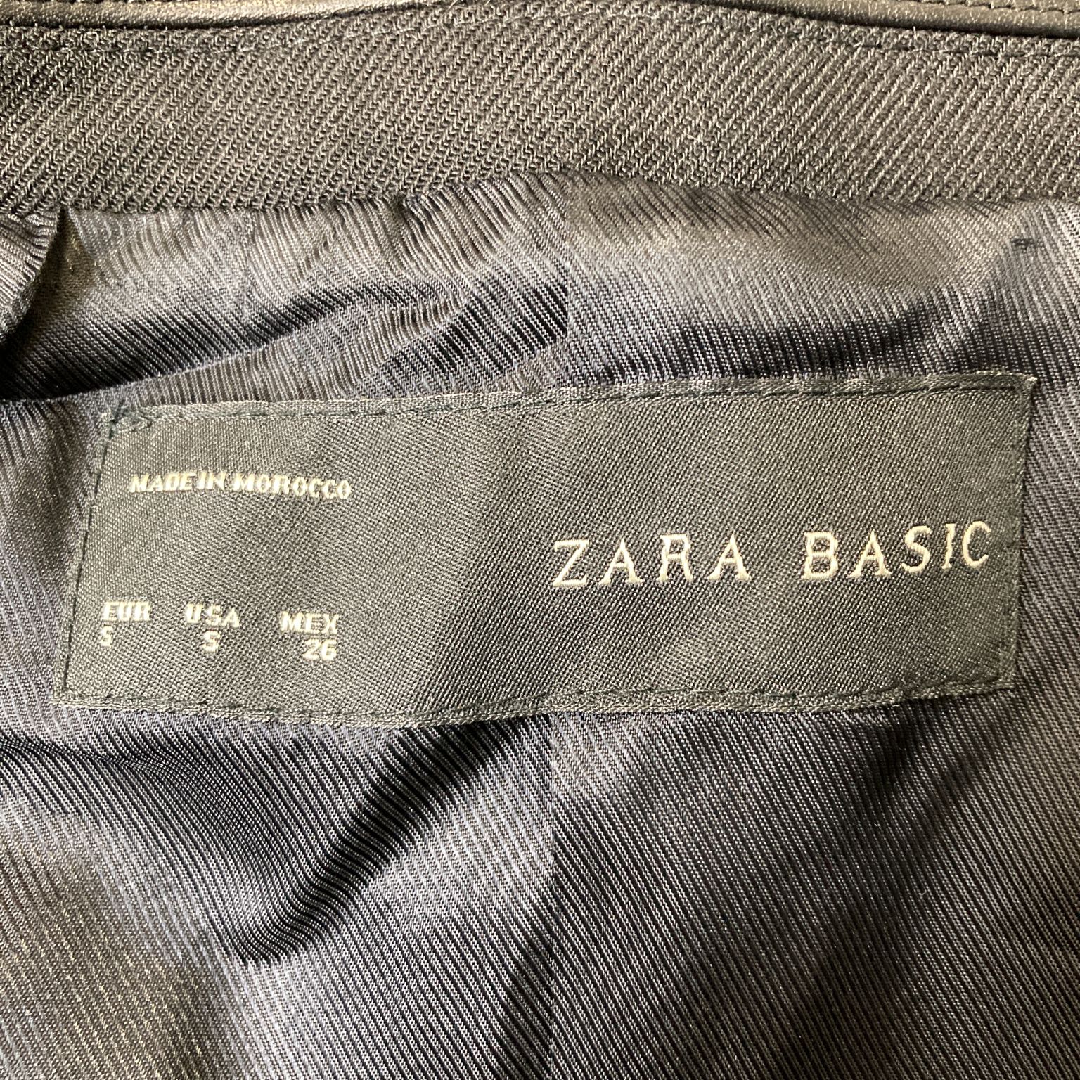 Zara Basic