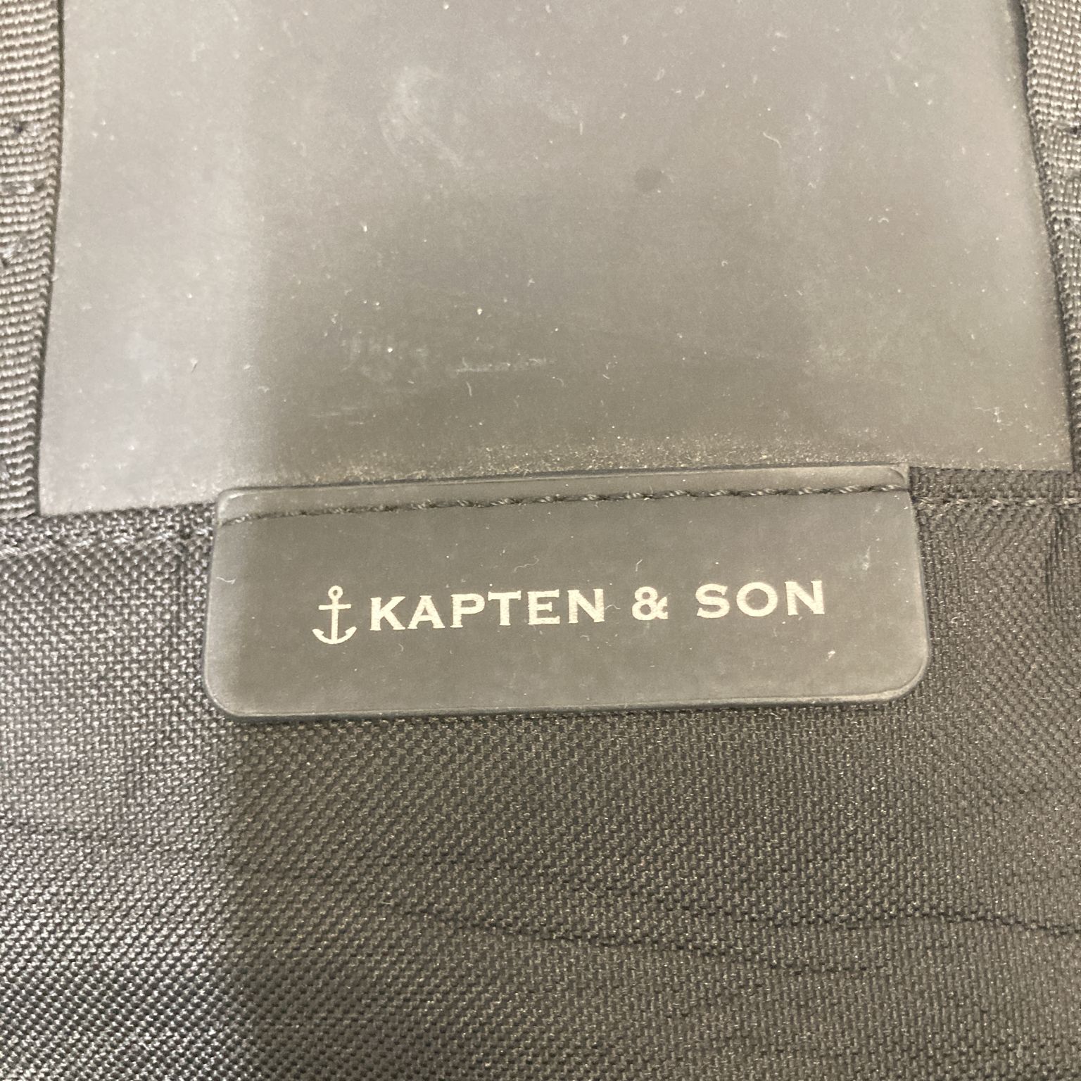 Kapten  Son