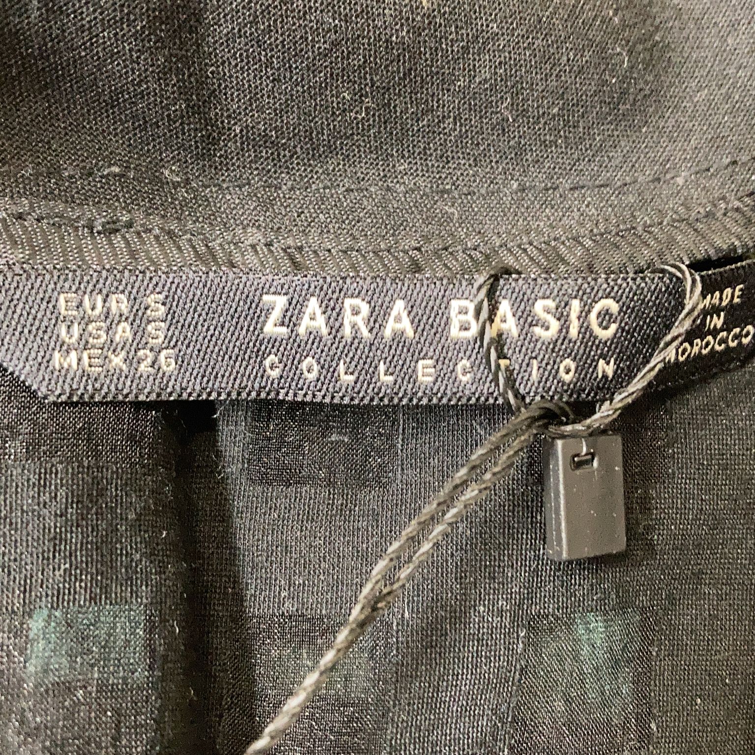 Zara Basic