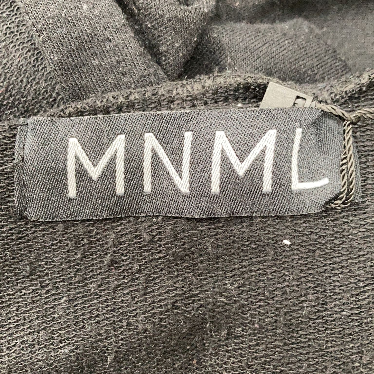 MNML