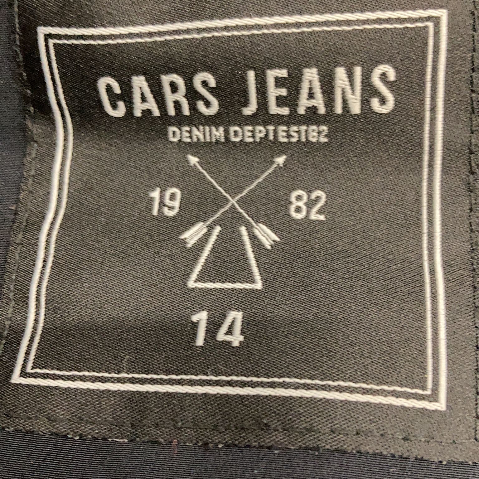 Cars Jeans