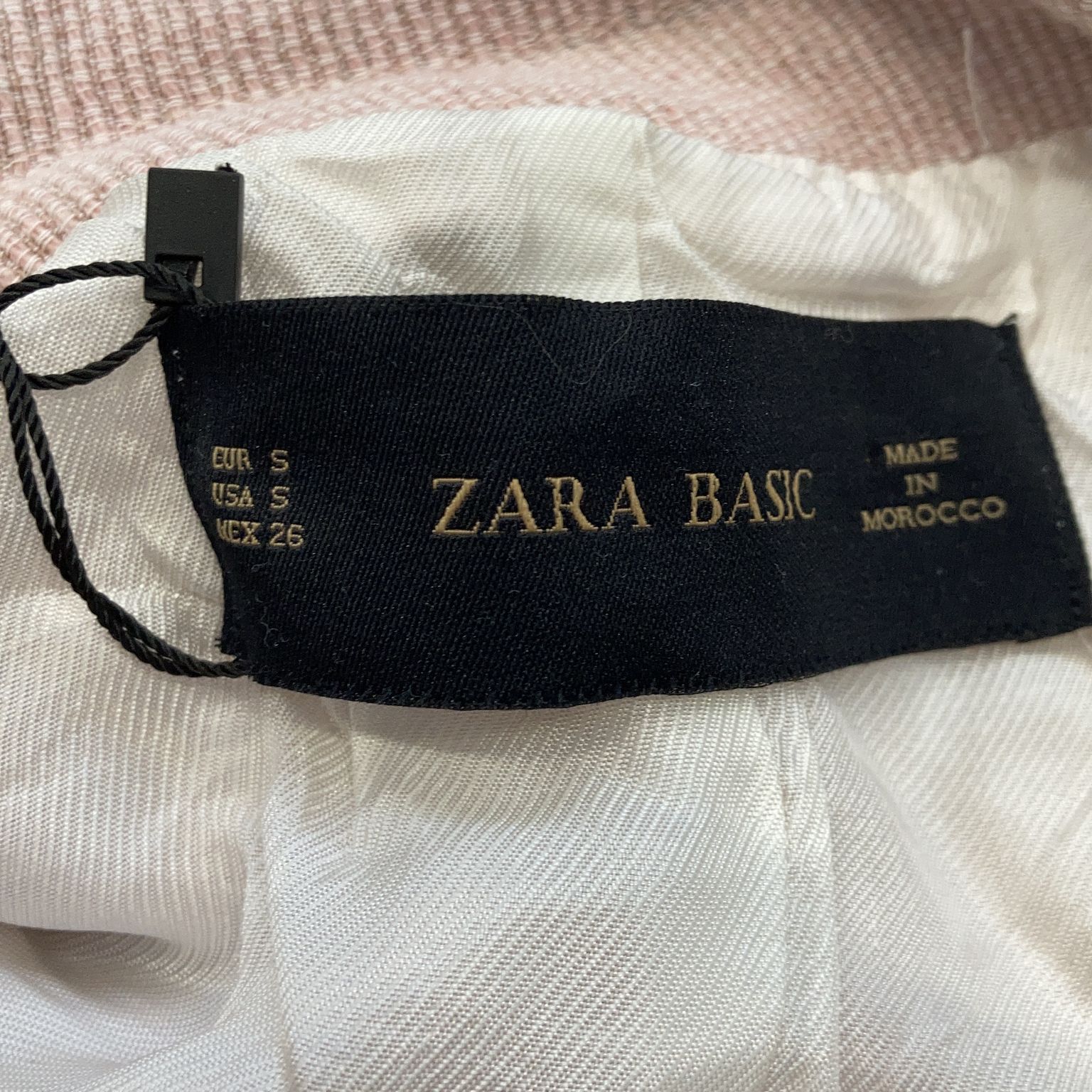 Zara Basic