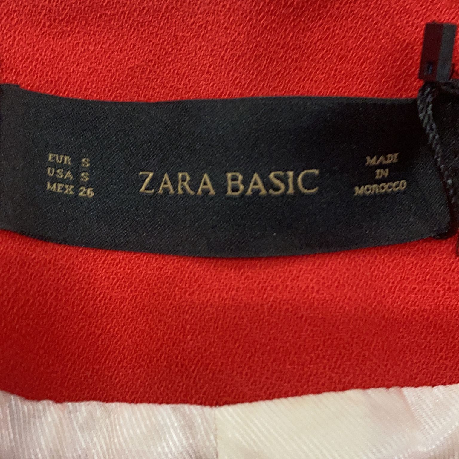 Zara Basic