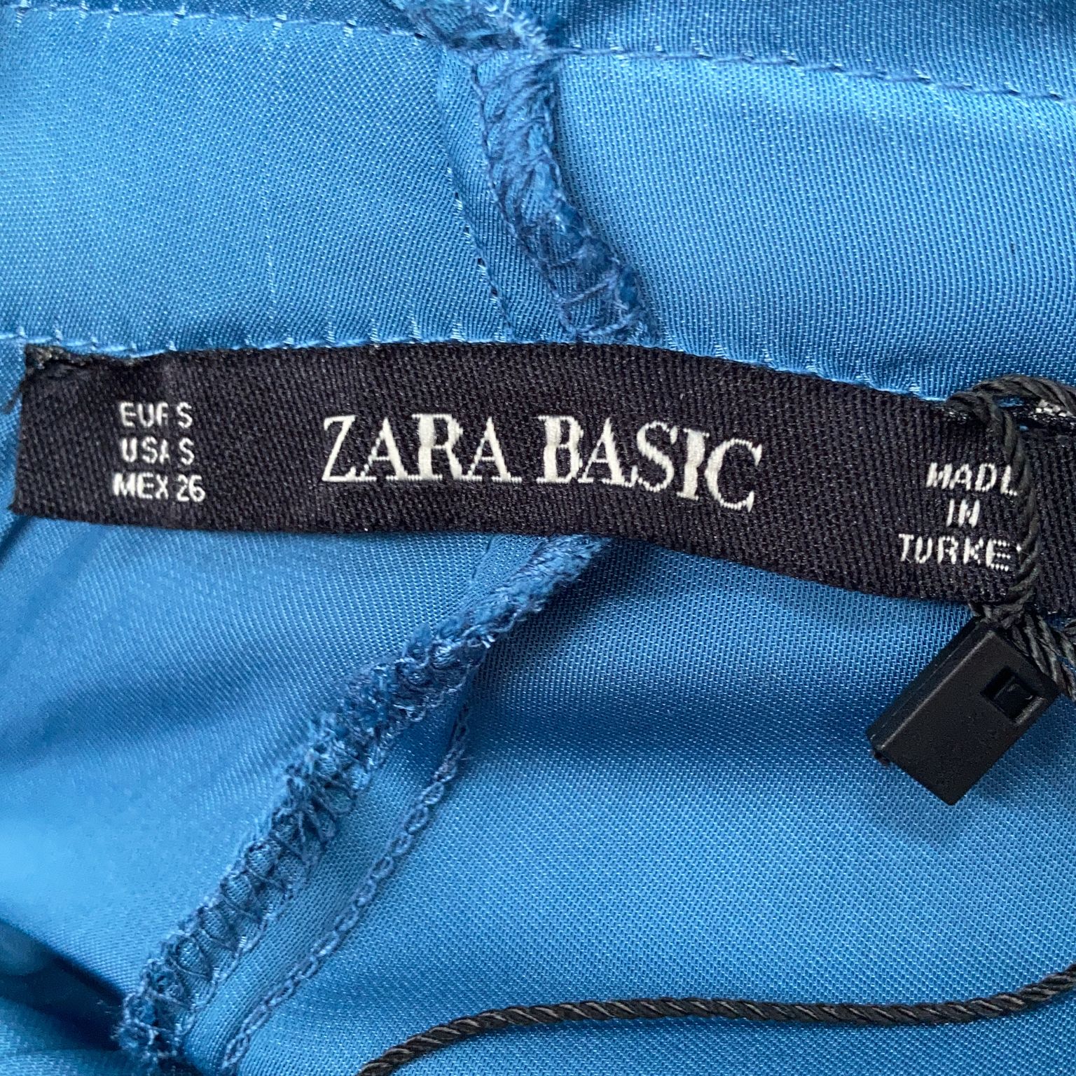 Zara Basic